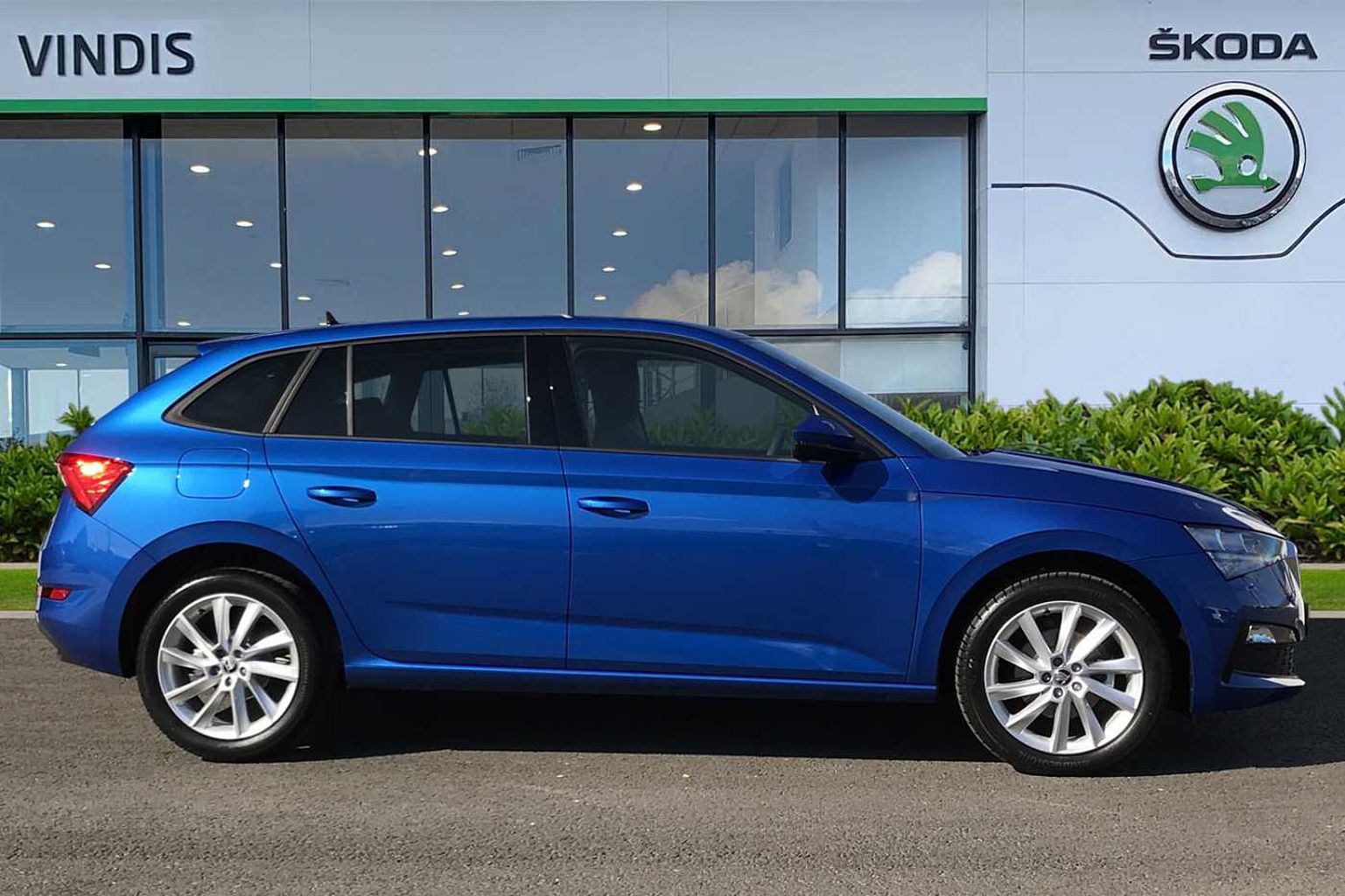 Find A Used Blue ŠKODA Scala Hatchback 1 0 TSI SE L 5dr in Cambridge