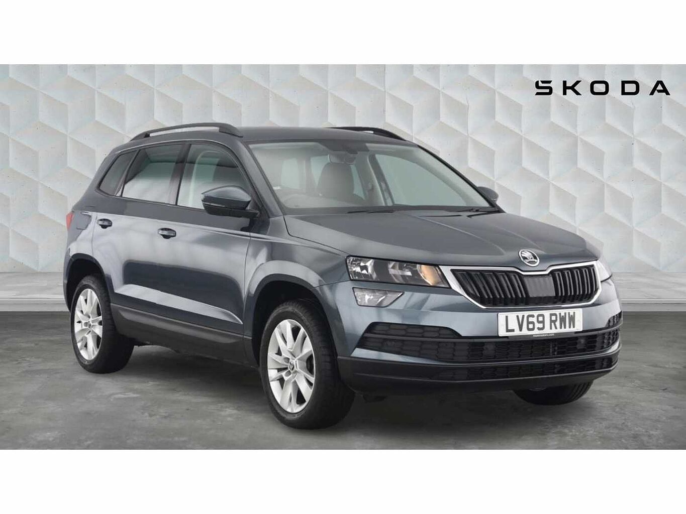 SKODA Karoq SE Technology 1.5 TSI 150 PS DSG