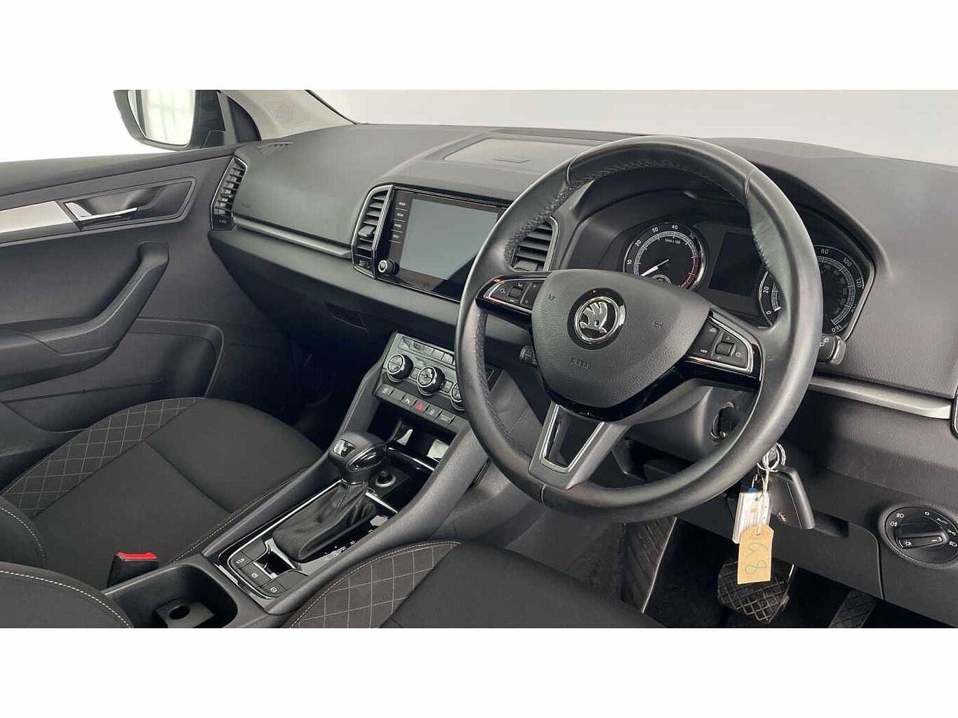 SKODA Karoq SE Technology 1.5 TSI 150 PS DSG