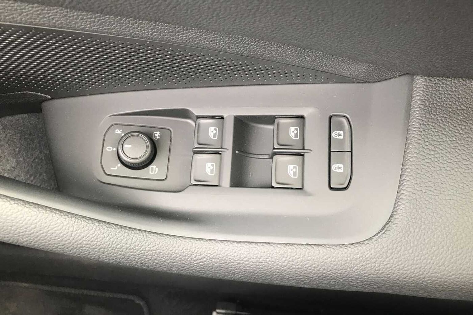 SKODA Superb 1.5 TSI e-TEC (150ps) SE L DSG