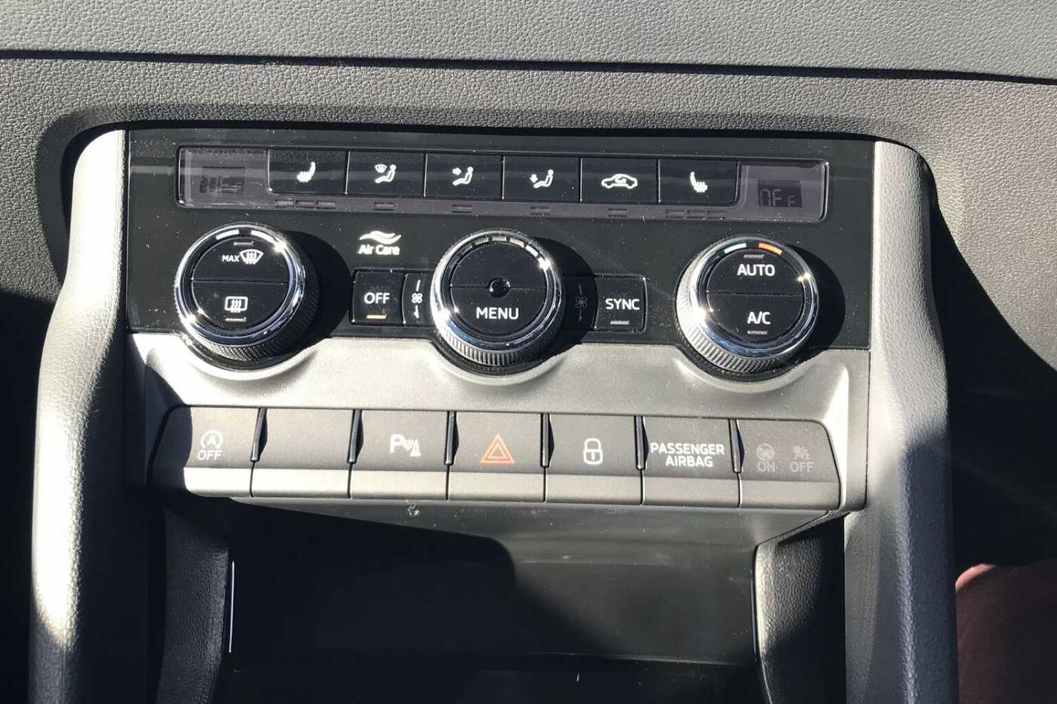 SKODA Karoq SUV 1.5 TSI (150ps) SE L Edition
