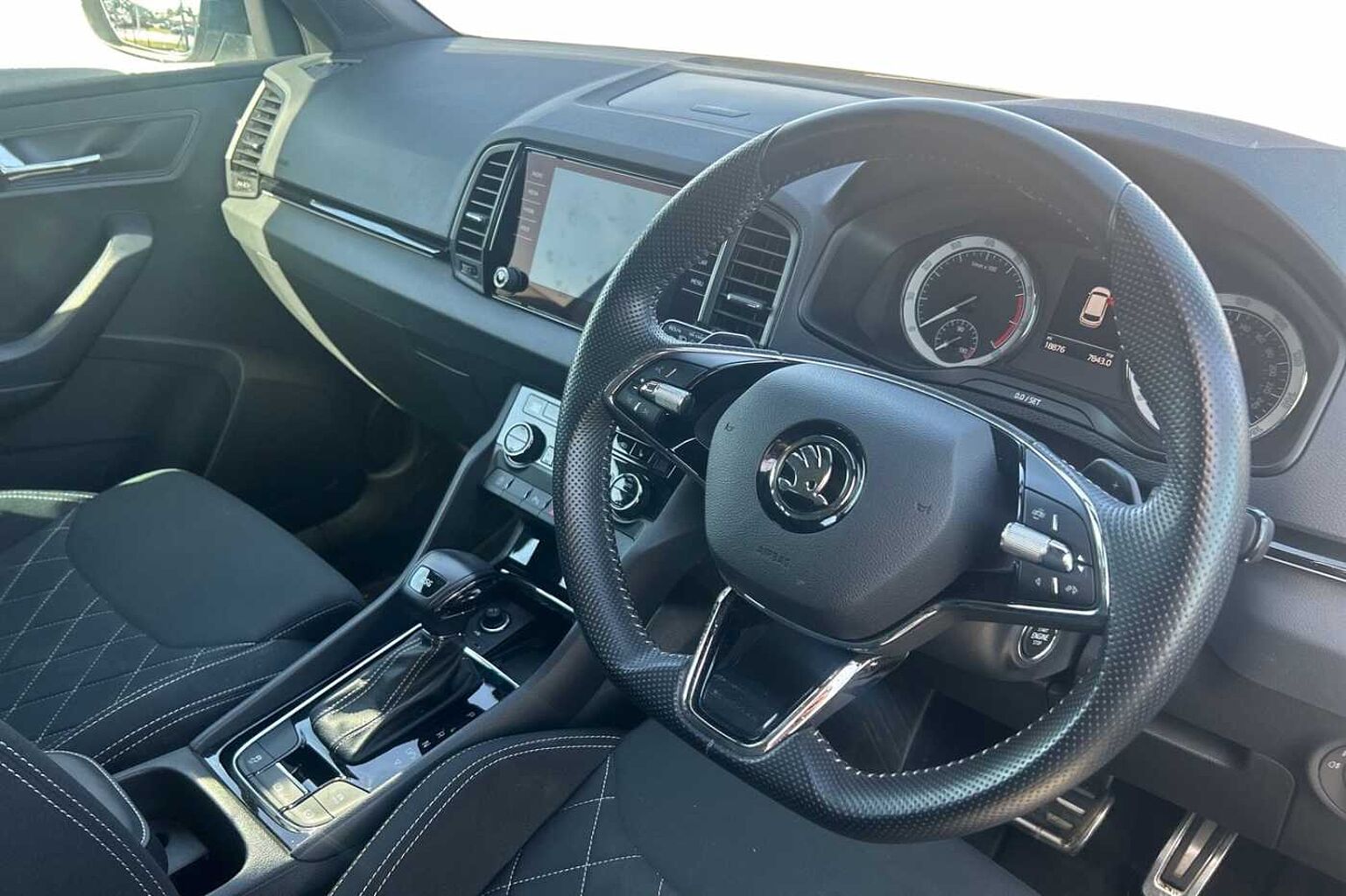 SKODA Karoq 1.5 TSI (150ps) SportLine Auto/DSG SUV