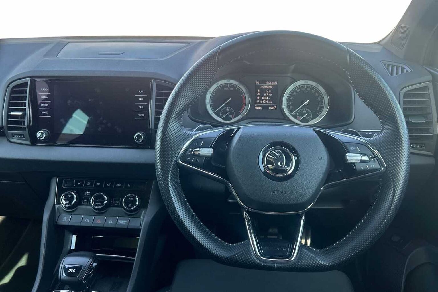 SKODA Karoq 1.5 TSI (150ps) SportLine Auto/DSG SUV
