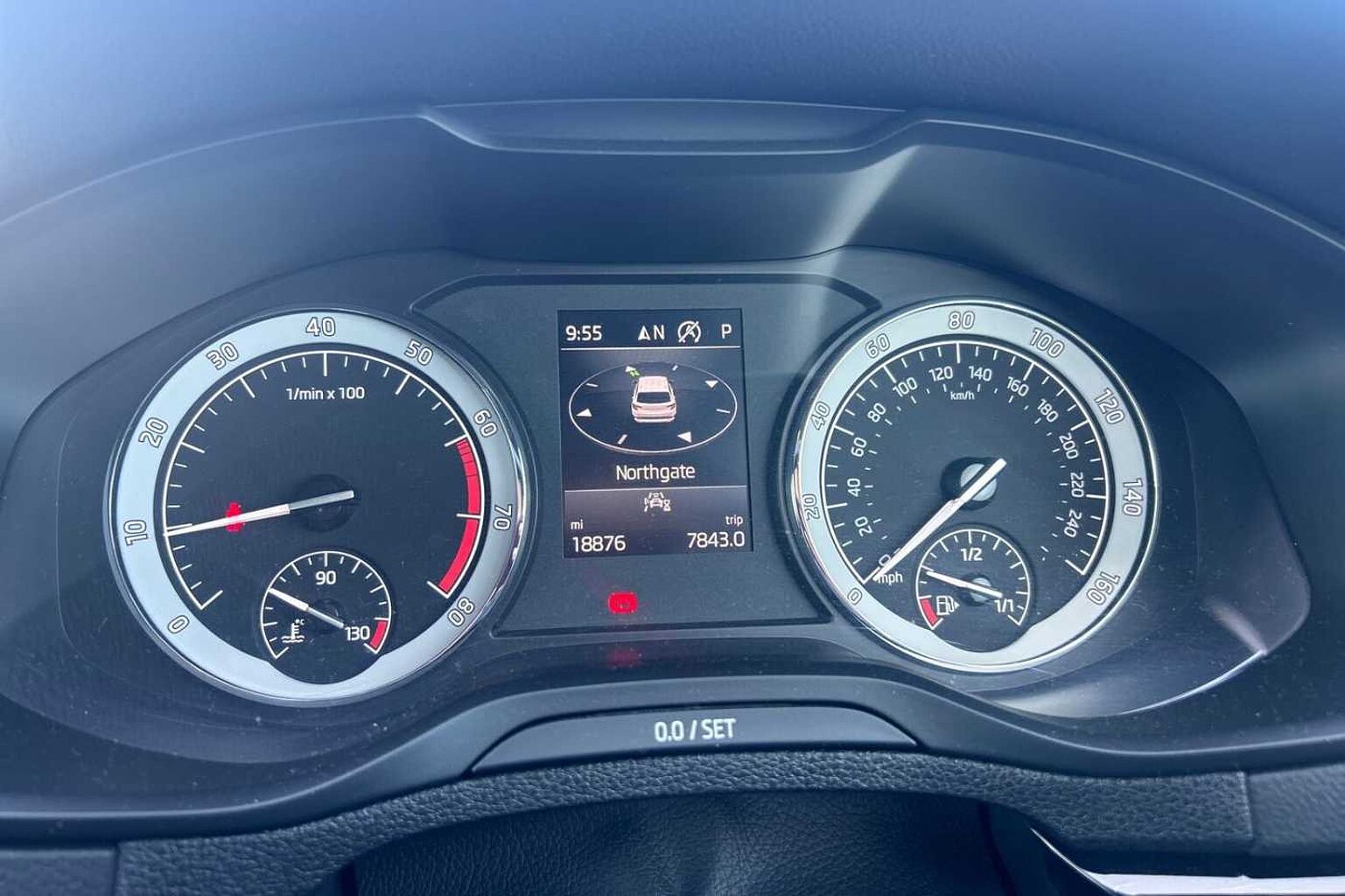 SKODA Karoq 1.5 TSI (150ps) SportLine Auto/DSG SUV