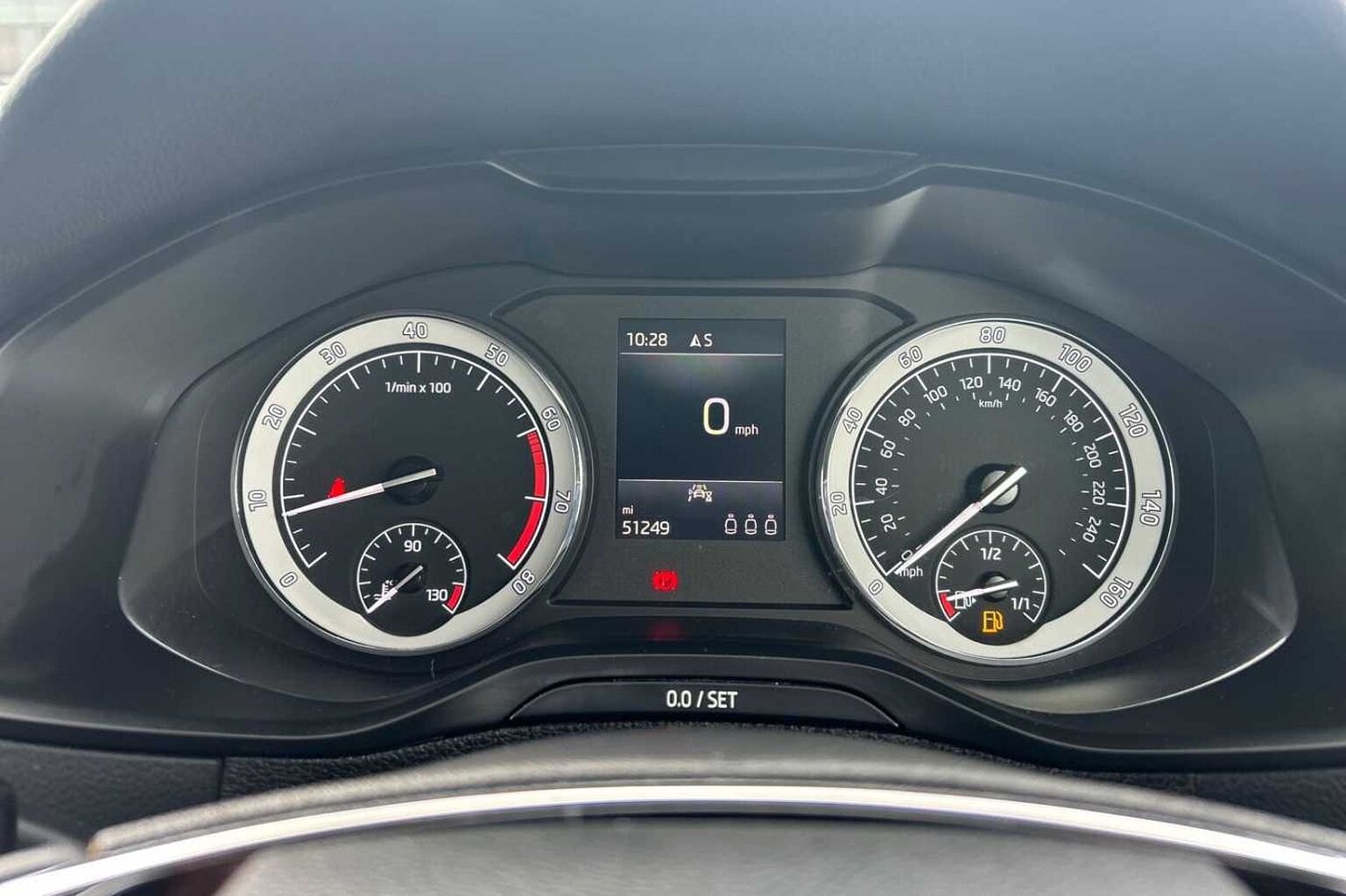SKODA Karoq 1.5 TSI (150ps) SE L SUV