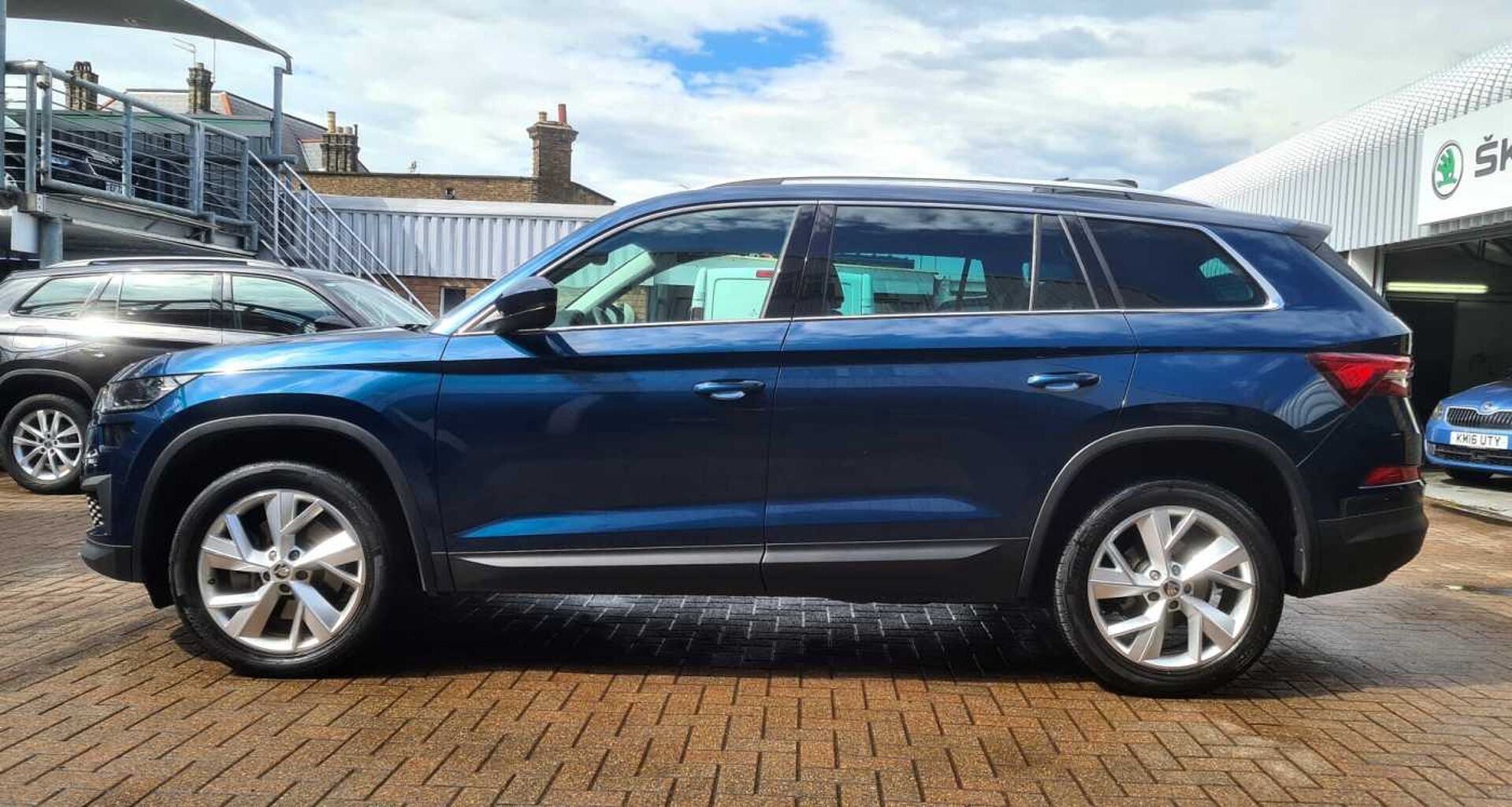 SKODA Kodiaq Estate 2.0 TSI 190 SE L 4x4 5dr DSG [7 Seat]