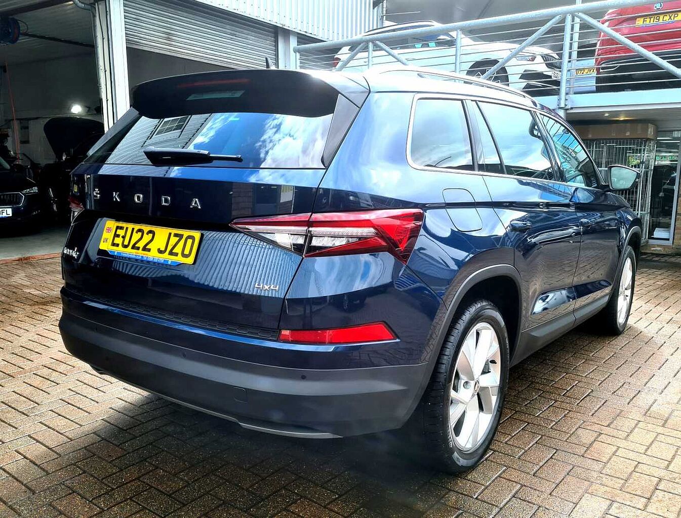 SKODA Kodiaq Estate 2.0 TSI 190 SE L 4x4 5dr DSG [7 Seat]