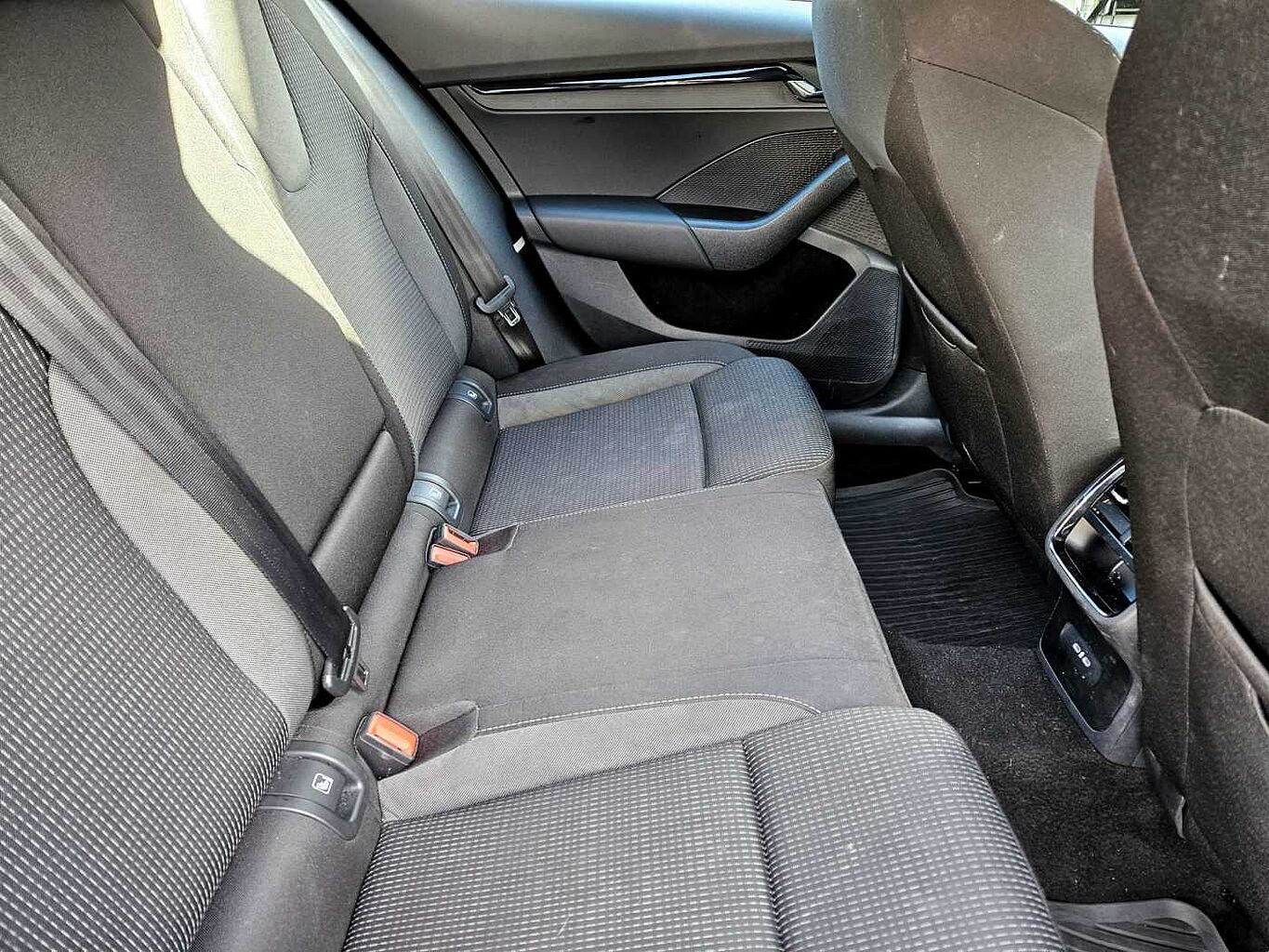 SKODA Octavia 1.0 TSI e-TEC (110ps) SE DSG