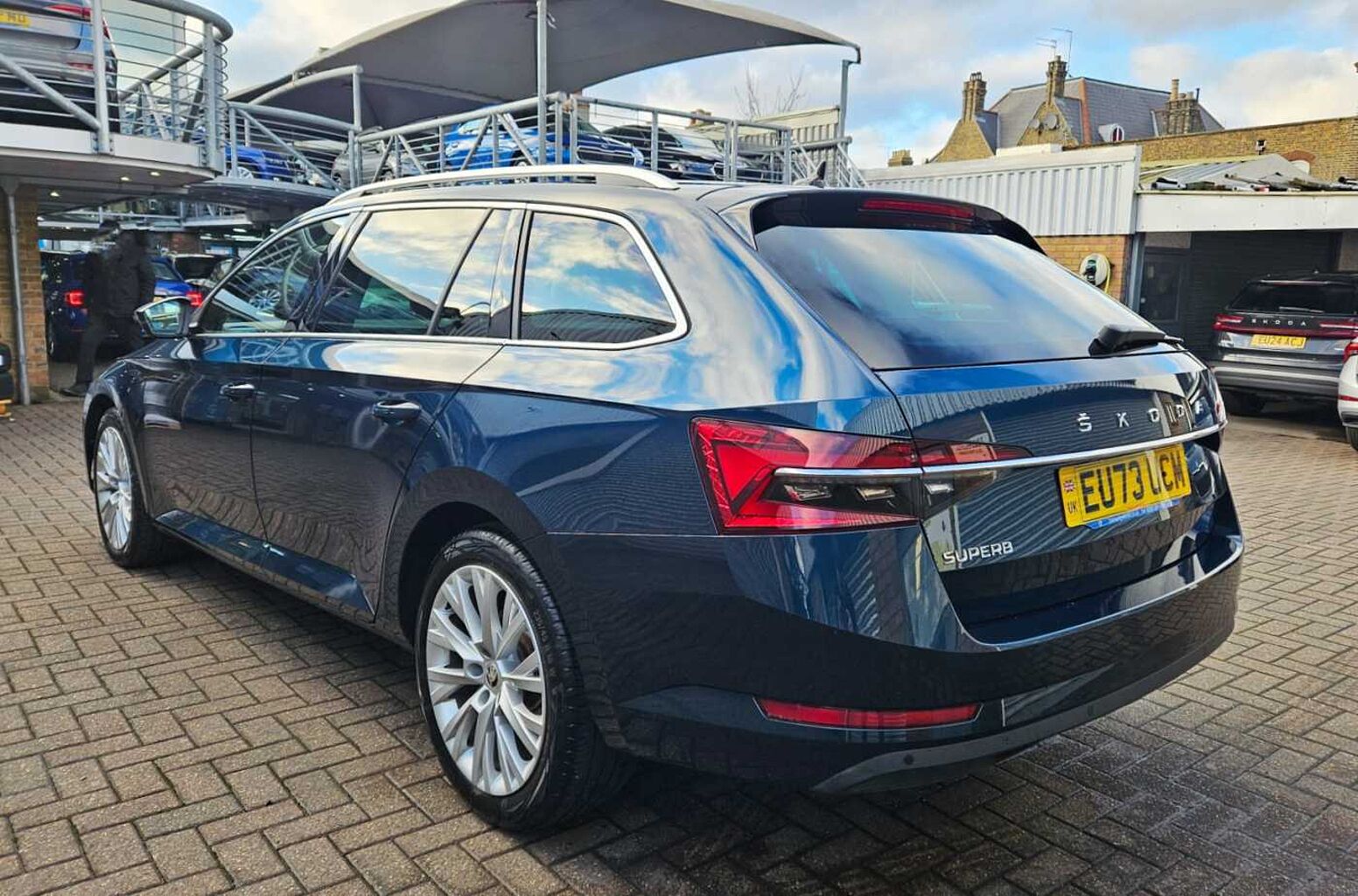 SKODA Superb 2.0 TSI (190ps) SE L DSG Estate