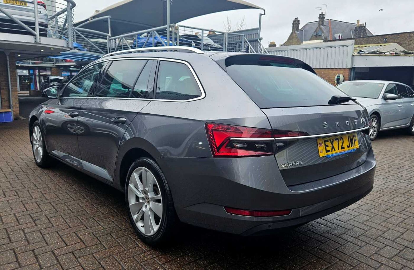 SKODA Superb 2.0 TDI SCR 150ps SE L Estate