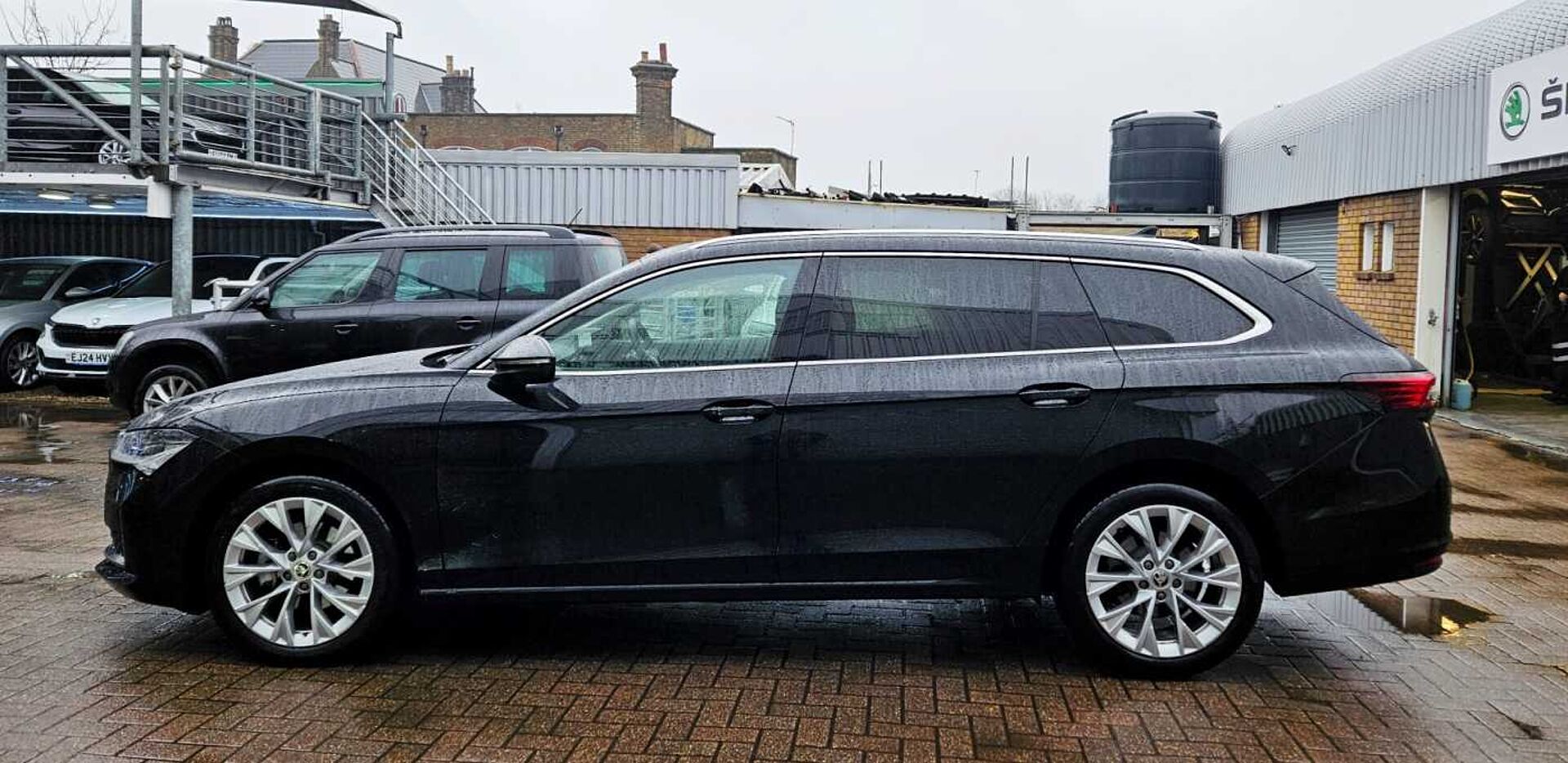 SKODA Superb Estate 1.5 TSI e-TEC SE L 5dr DSG