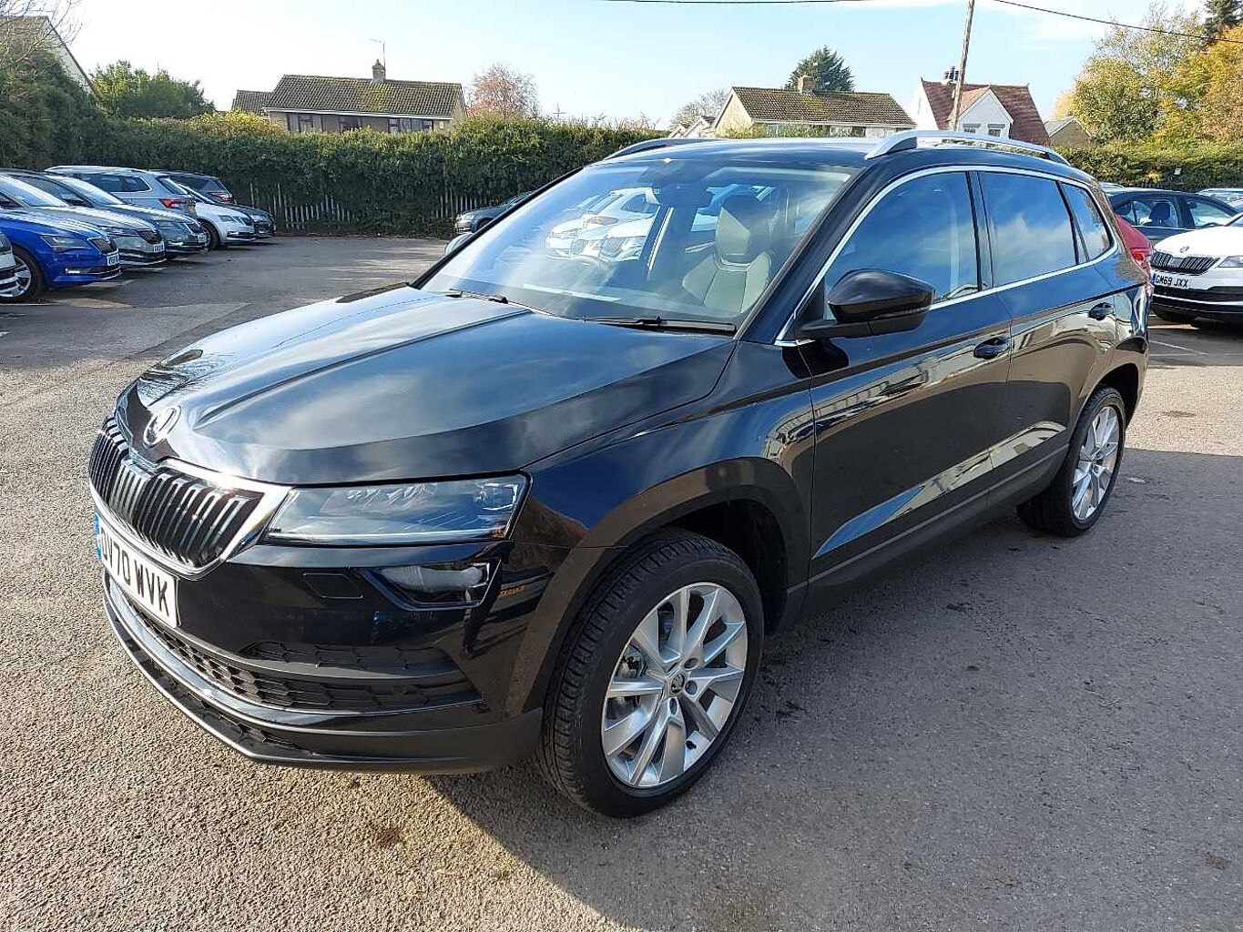 Skoda karoq black