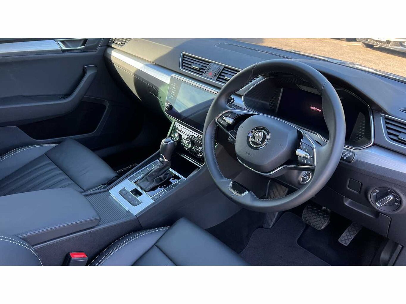 SKODA Superb 1.5 TSI 150ps SE Technology ACT DSG Estate