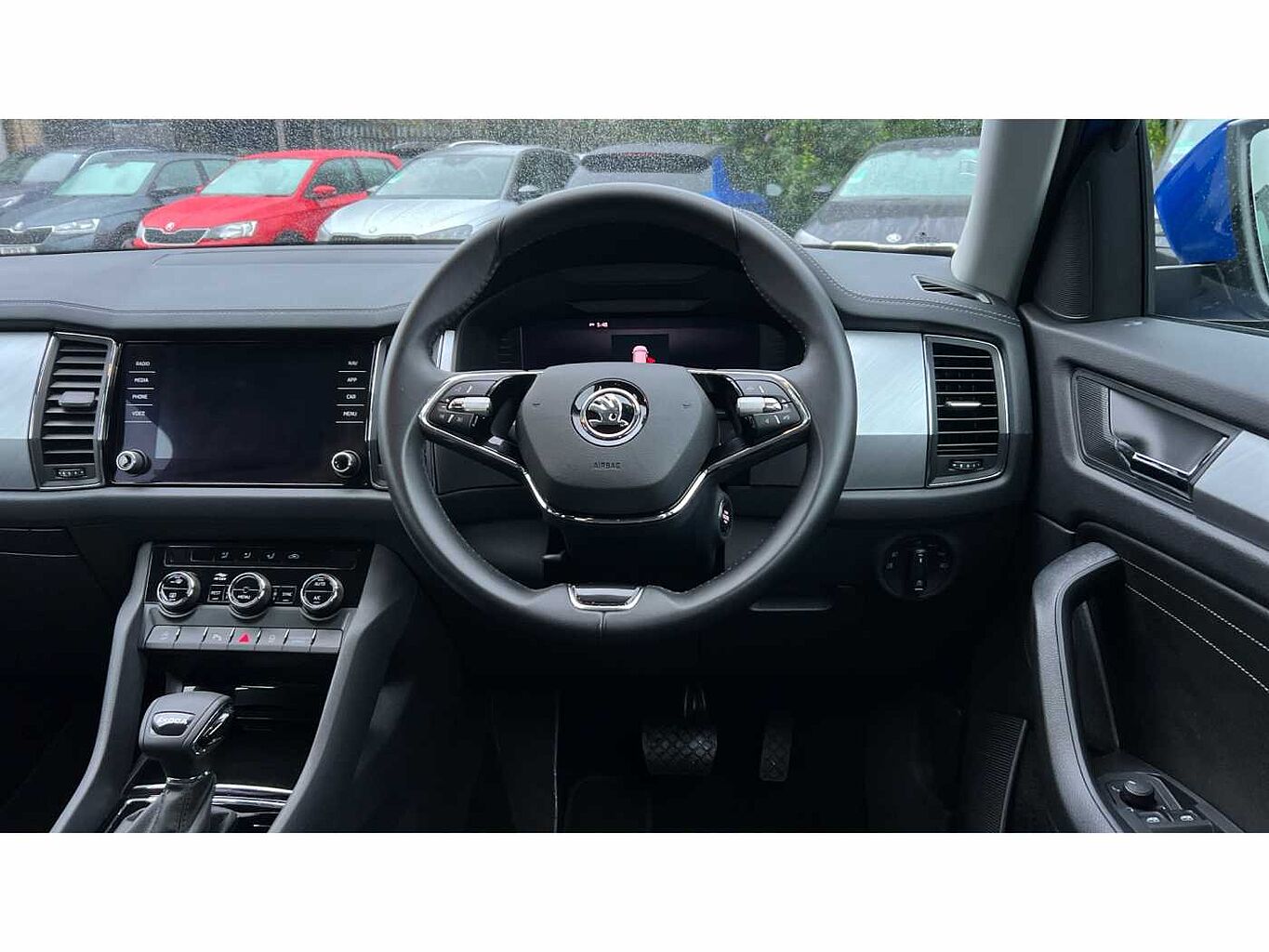 SKODA KODIAQ ŠKODA  Estate 1.5 TSI SE Drive 5dr DSG