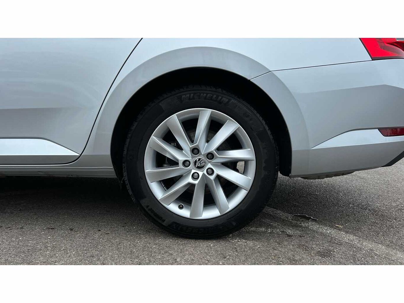 SKODA SUPERB ŠKODA  Estate 1.5 TSI SE Technology 5dr DSG