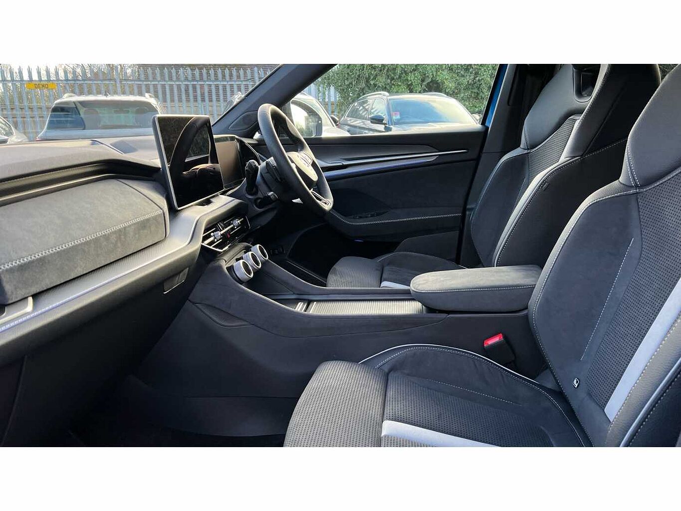 SKODA KODIAQ ŠKODA  Diesel Estate 2.0 TDI 193 Sport Line 4X4 5dr DSG [7 Seat]