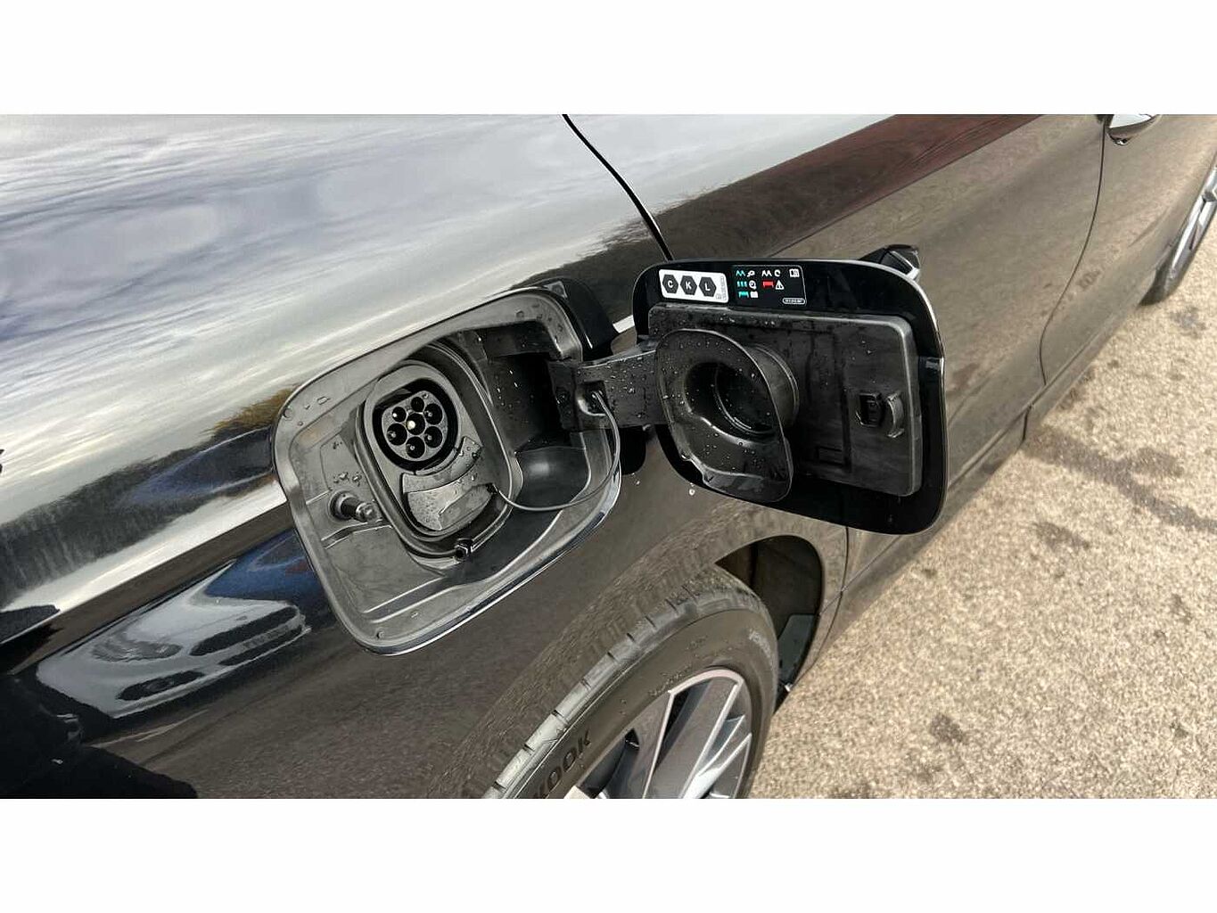 SKODA ENYAQ 195kW 80x Sportline Plus 82kWh 4x4 5dr Auto