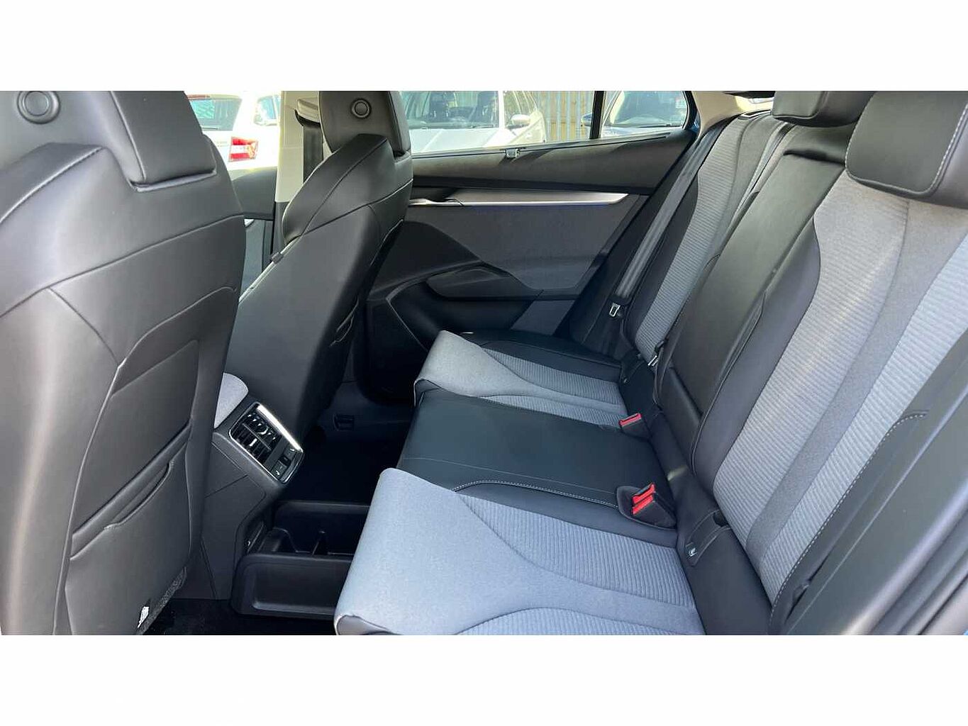 SKODA ENYAQ 210kW 85 Edition 82kWh 5dr Auto