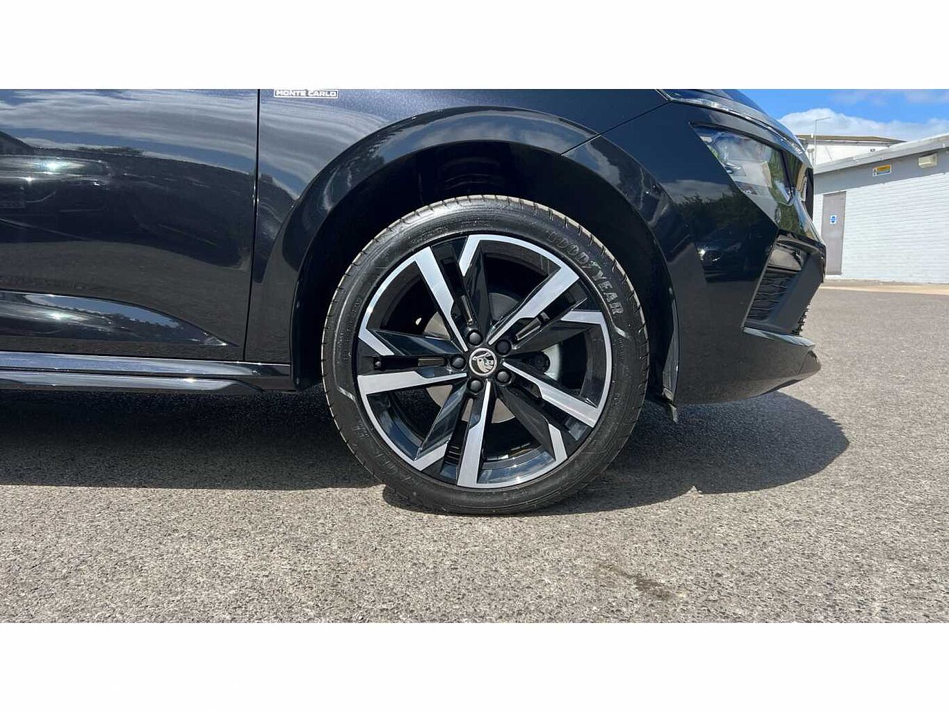 SKODA Kamiq 1.0 TSI (116ps) Monte Carlo DSG SUV