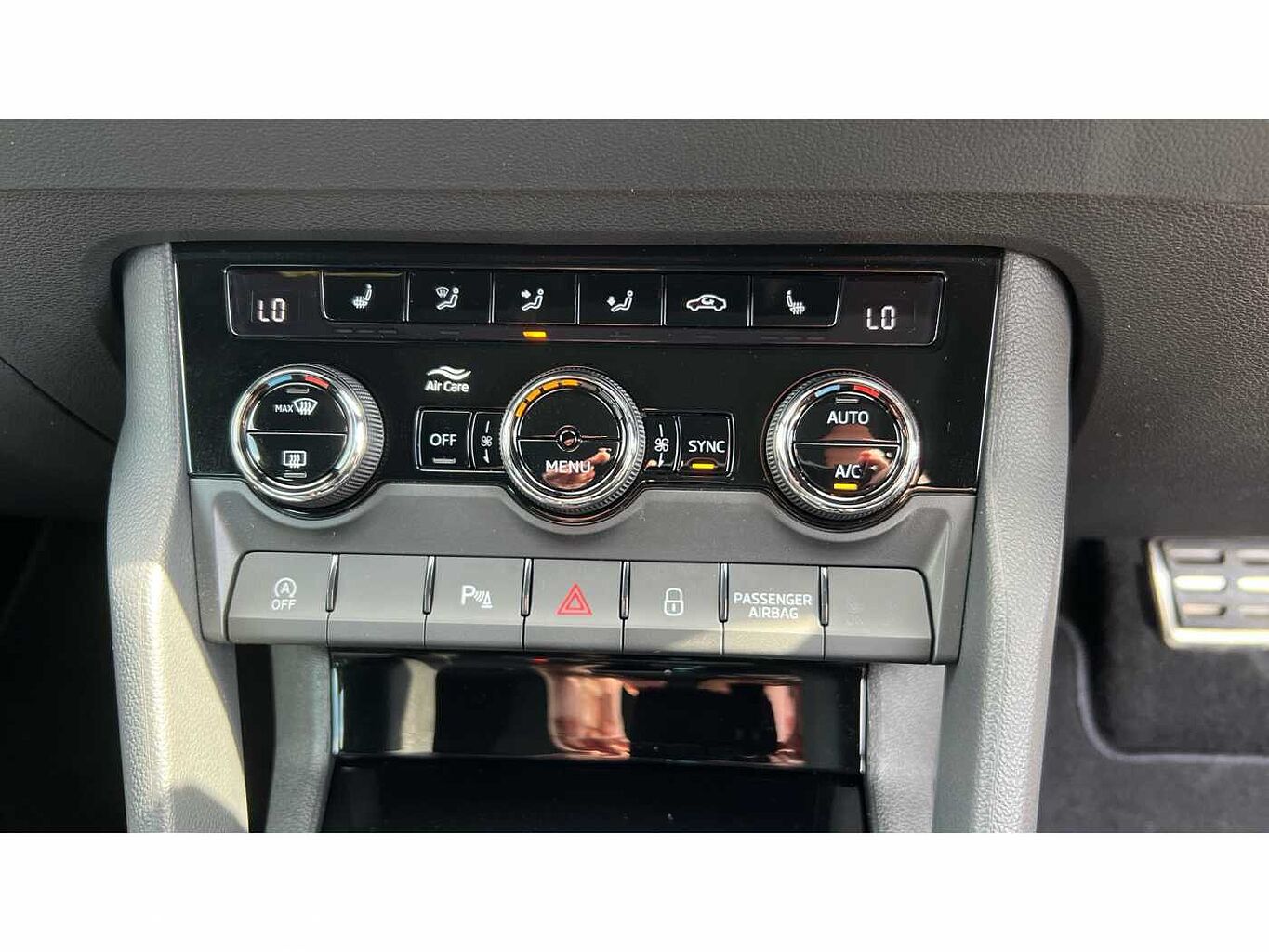 SKODA Karoq SUV 1.5 TSI (150ps) SportLine ACT
