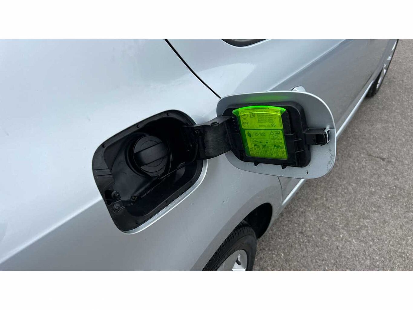 SKODA Octavia Hatchback 1.5 TSI SE Drive ACT (150ps) DSG
