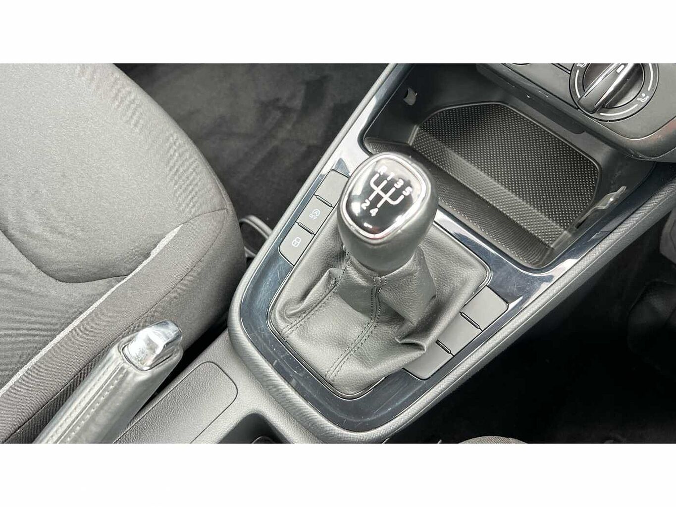 SKODA FABIA 1.0 MPI 80 SE Comfort 5dr