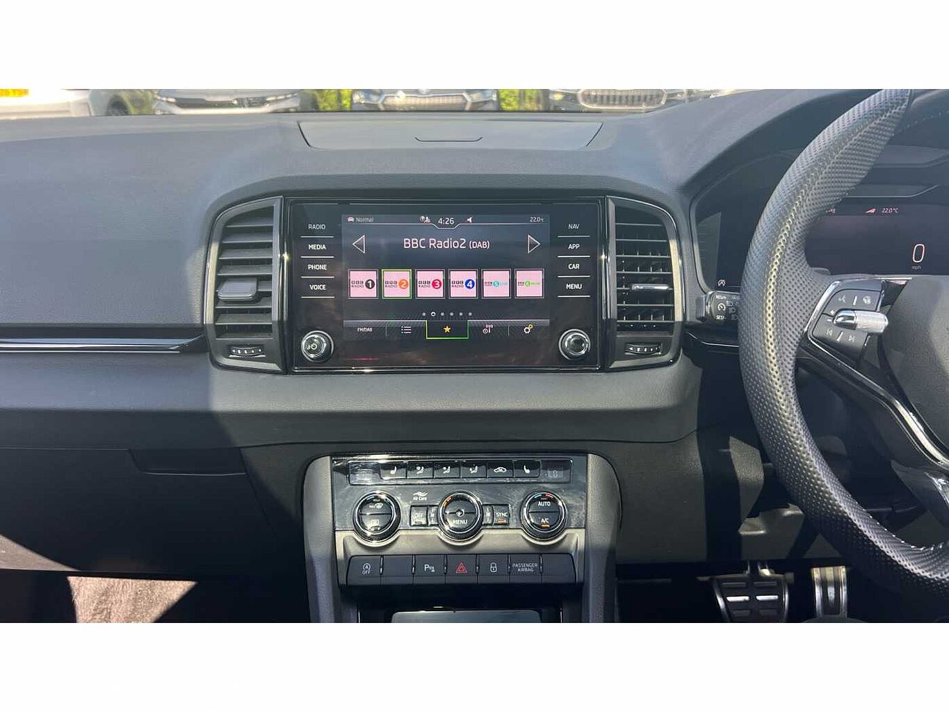 SKODA Karoq SUV 1.5 TSI (150ps) SportLine ACT