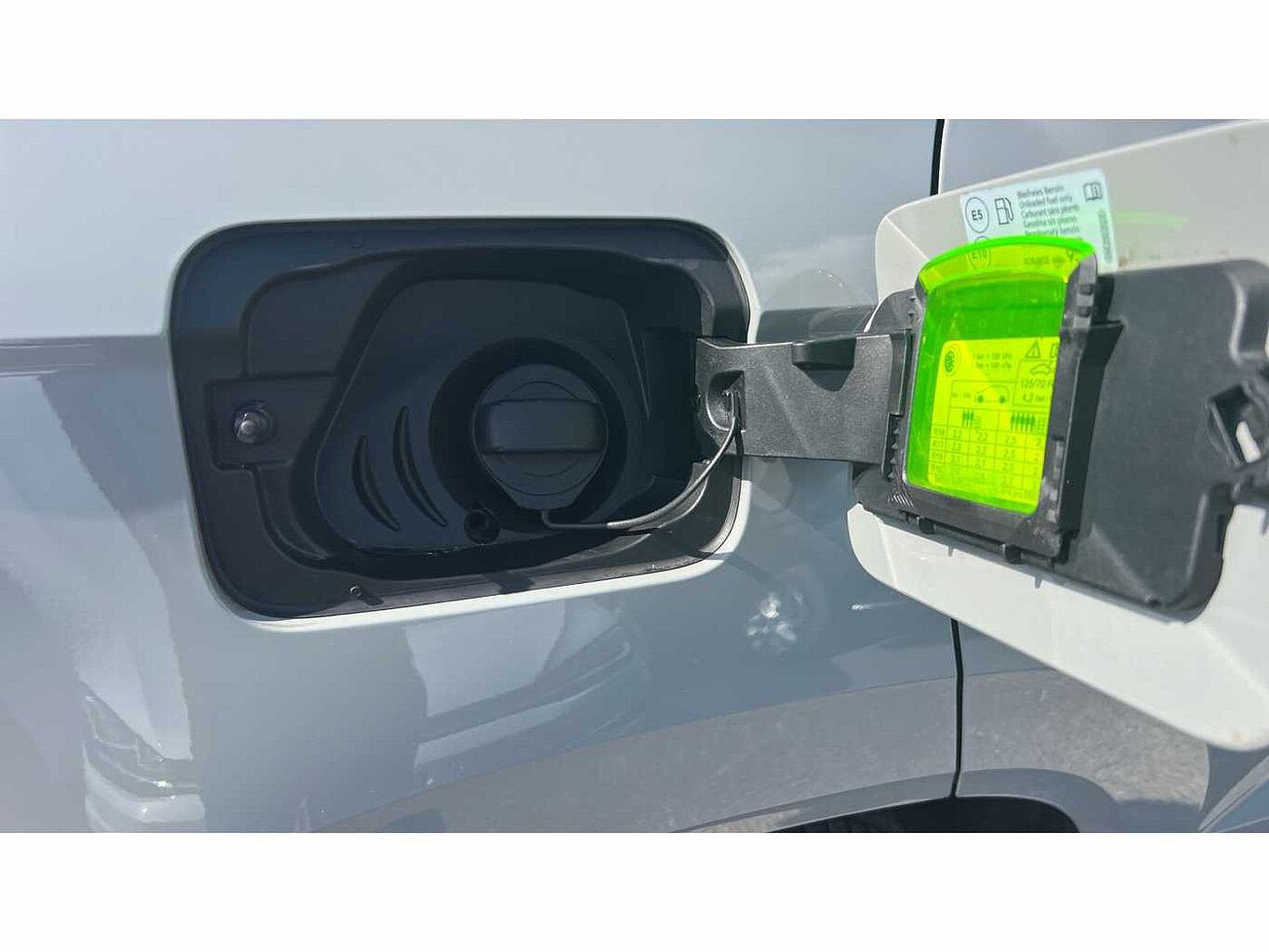 SKODA Karoq SUV 1.5 TSI (150ps) SportLine ACT