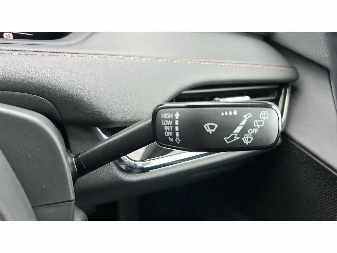 SKODA ENYAQ 150kW 80 ecoSuite 82kWh 5dr Auto [125kW]