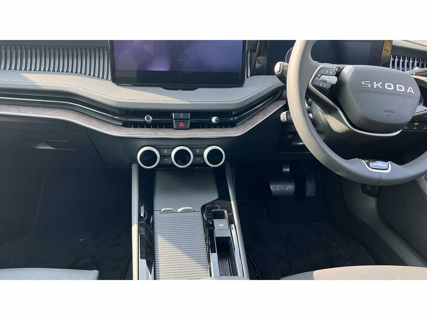 SKODA SUPERB ŠKODA  Estate 1.5 TSI iV Laurin + Klement DSG 5dr