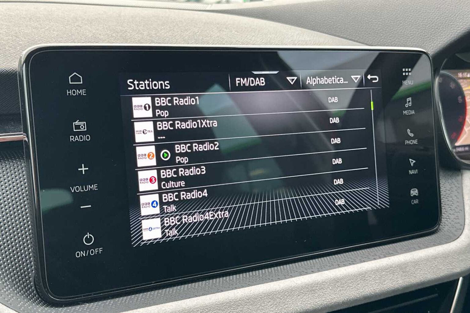 SKODA Kamiq Hatchback 1.5 TSI SE L 5dr