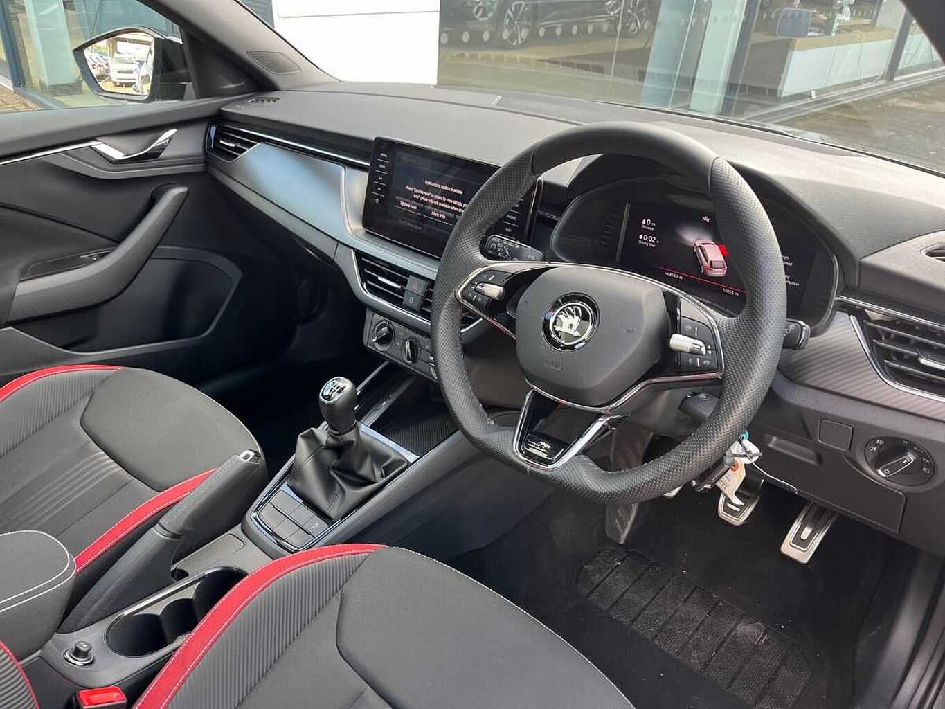 SKODA Karoq SUV 1.5 TSI (150ps) SE ACT