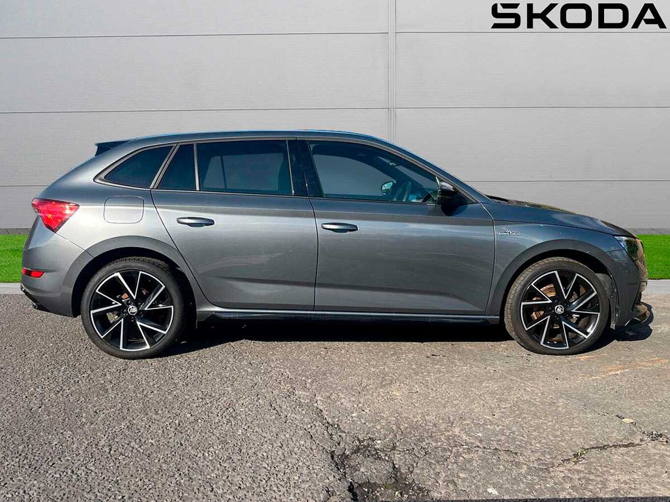 SKODA Karoq SUV 1.5 TSI (150ps) SE ACT