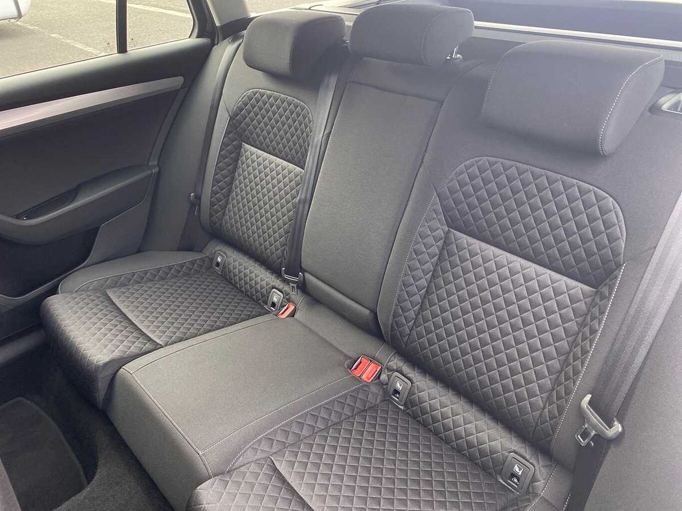 SKODA Superb 2.0 TDI SCR (150ps) SE Technology DSG Estate