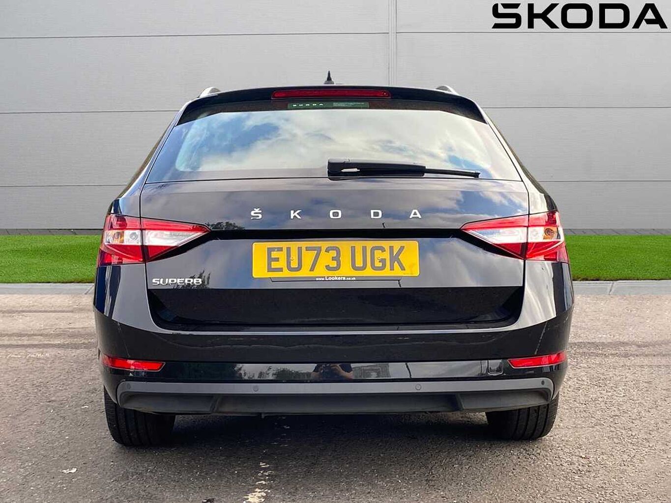 SKODA Superb 2.0 TDI SCR (150ps) SE Technology DSG Estate