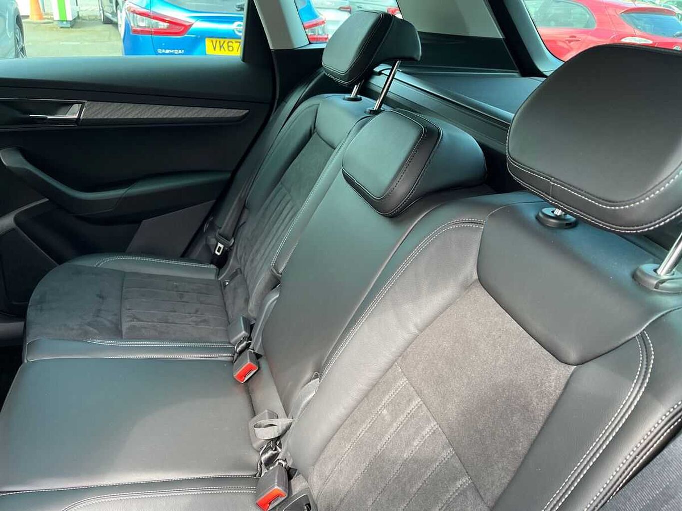 SKODA Karoq 1.5 TSI SE L 5Dr