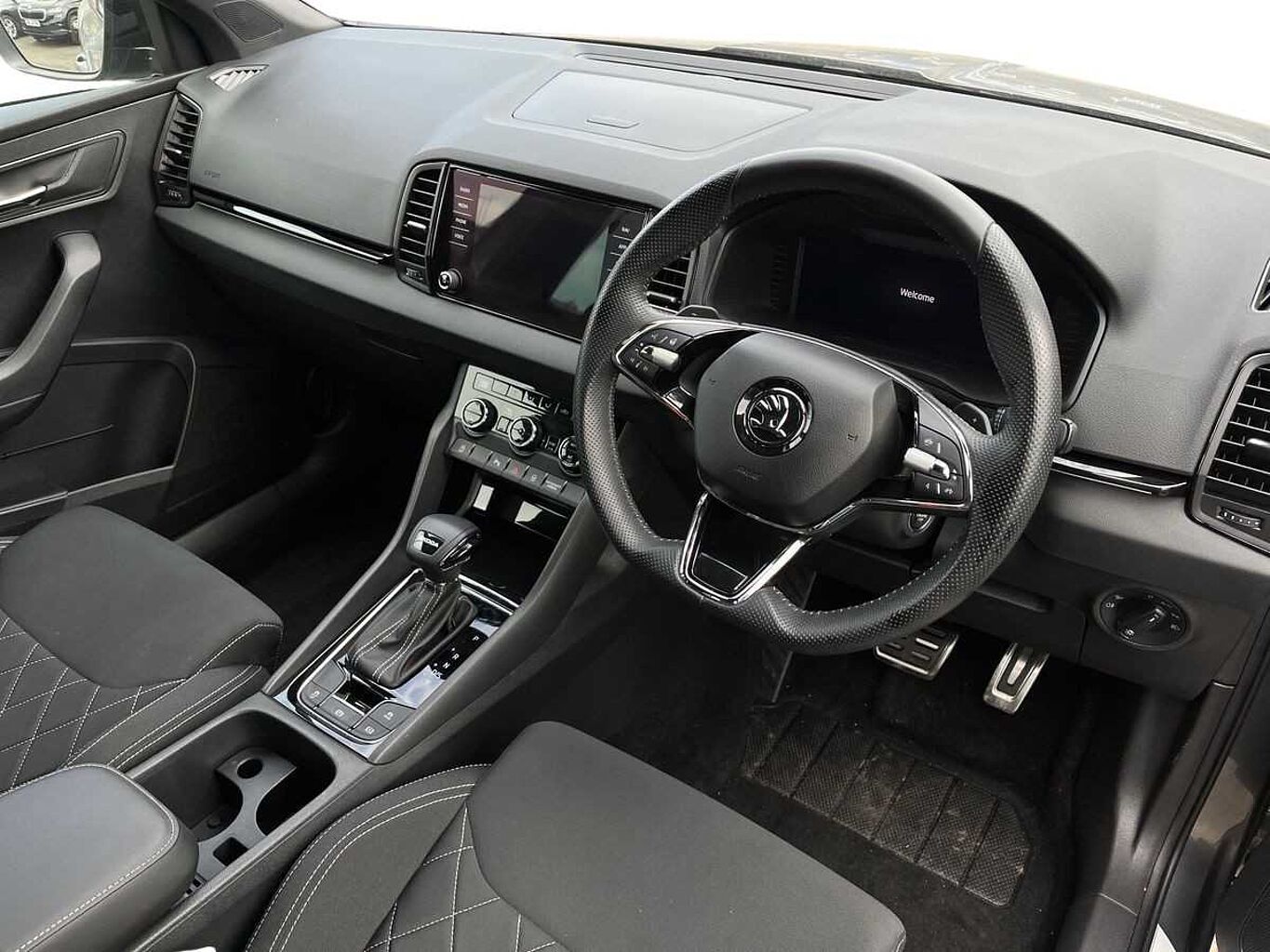 SKODA Karoq SUV 1.5 TSI (150ps) SportLine ACT