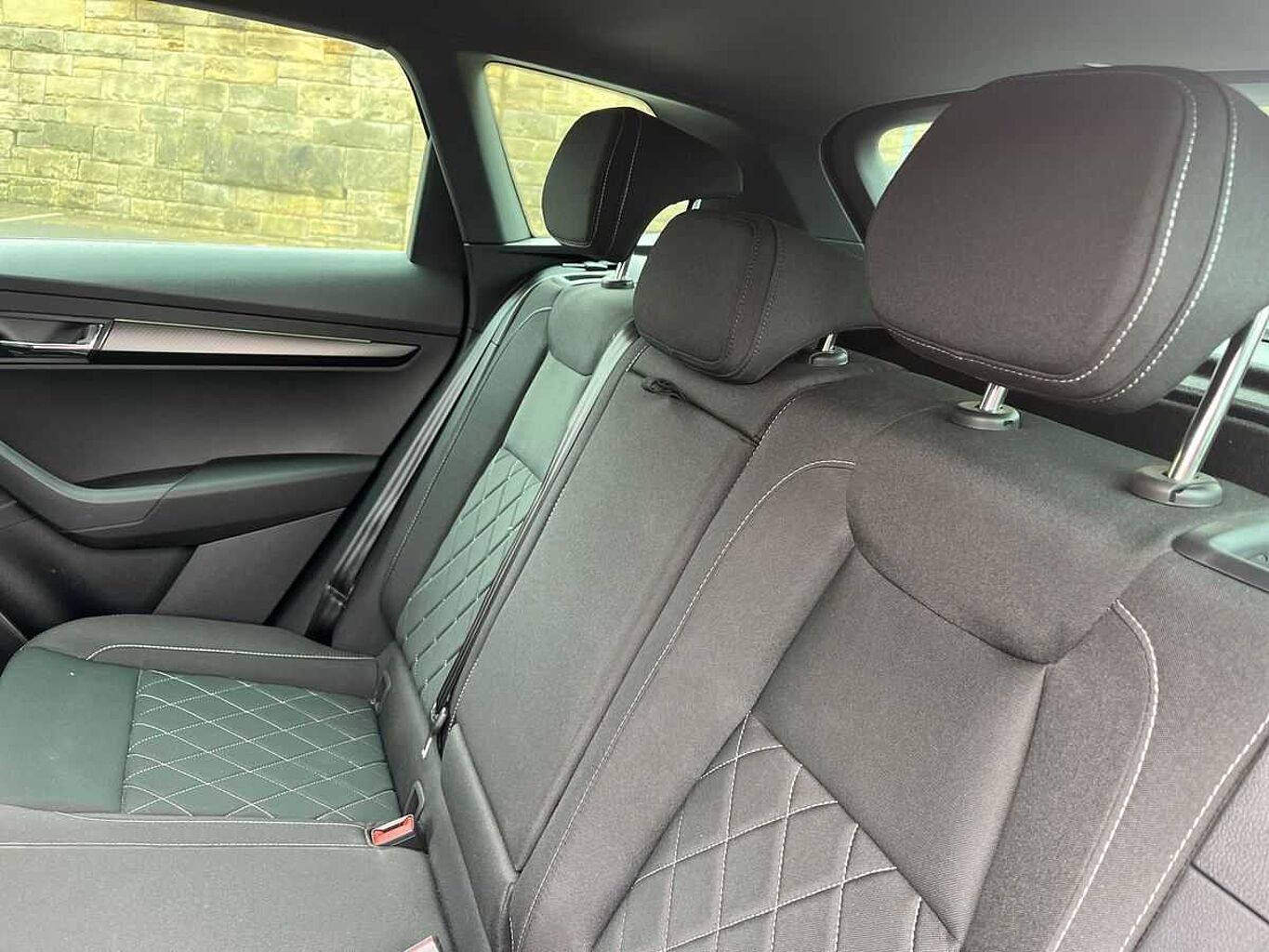 SKODA Karoq 1.5 TSI Sportline 5Dr