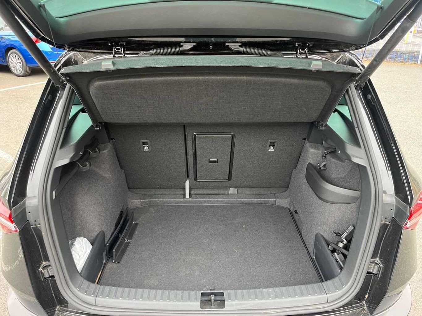 SKODA Karoq 1.5 TSI Sportline 5Dr