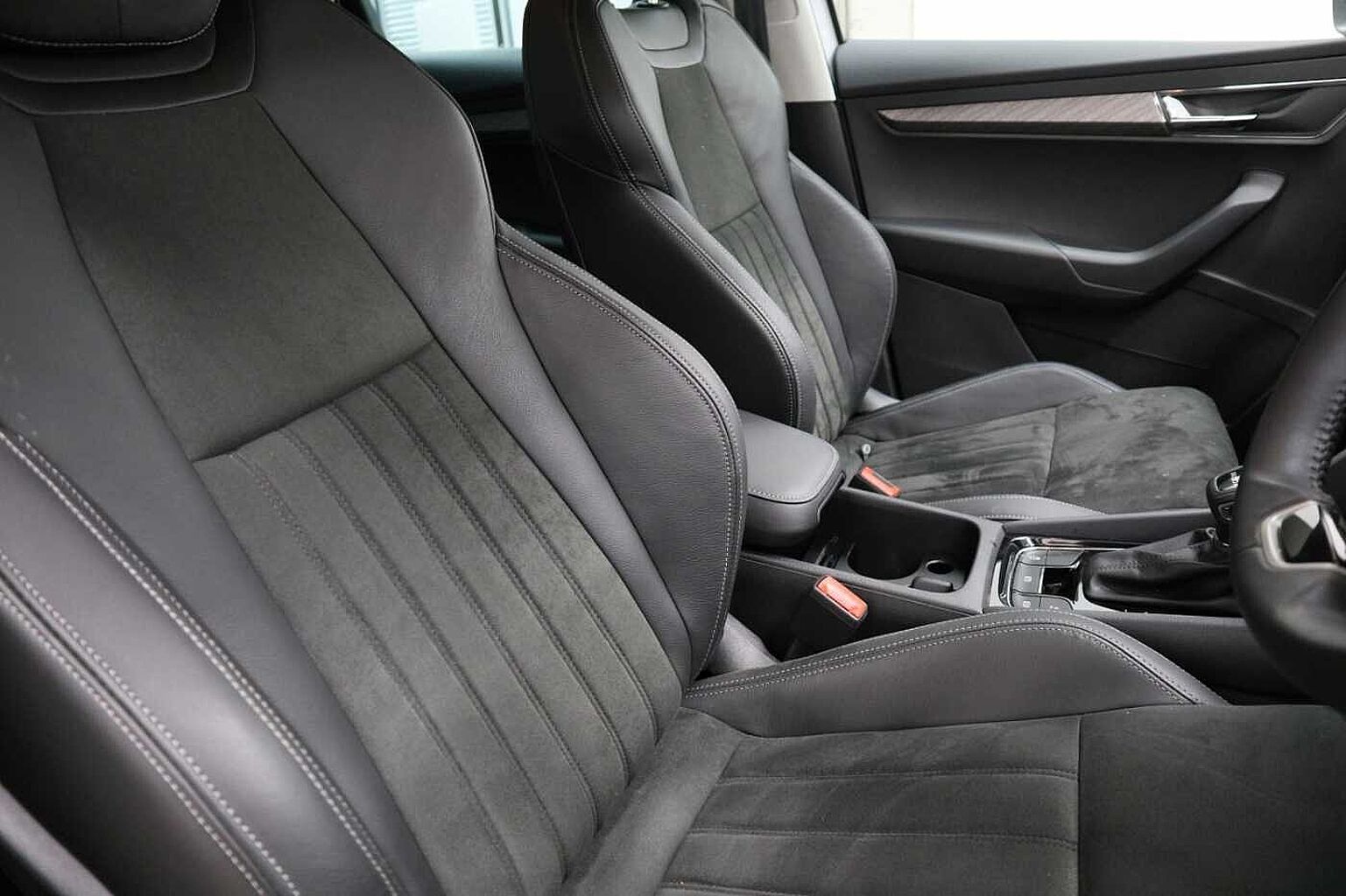 SKODA Karoq 1.5 TSI SE L 5Dr DSG