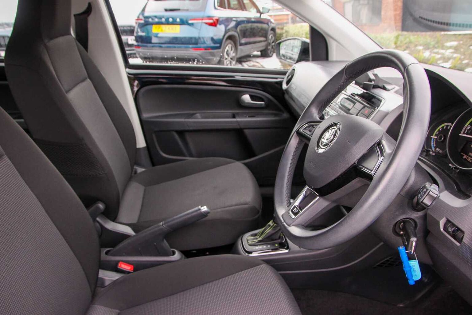 SKODA Citigo e (83ps) SE L iV  Hatchback 5-Dr