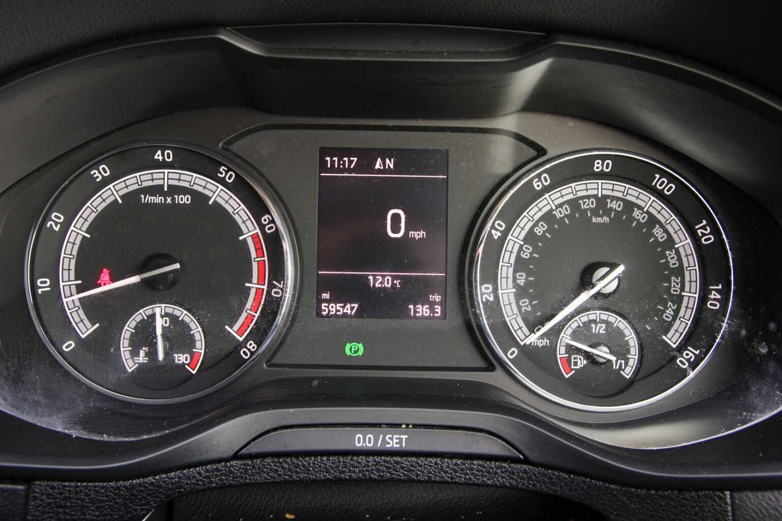 SKODA Karoq SUV 1.5 TSI (150ps) SE Technology ACT