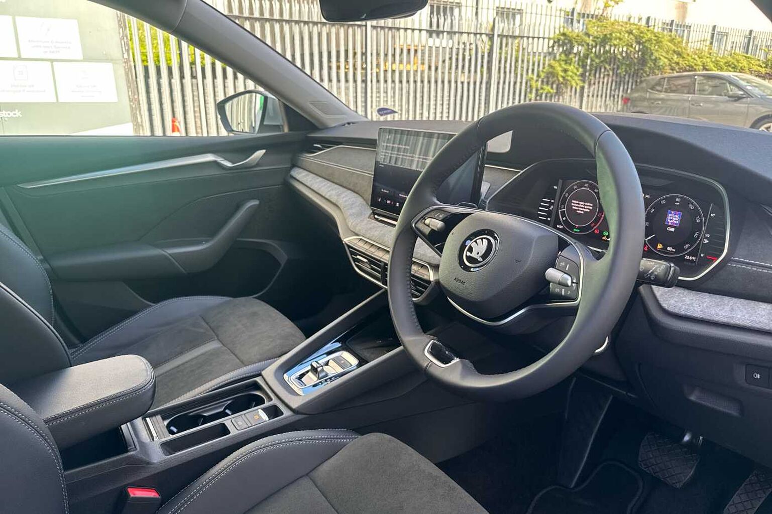 SKODA Octavia 1.5 TSI e-TEC (150ps) SE L Auto/DSG Estate *LEZ Compliant*