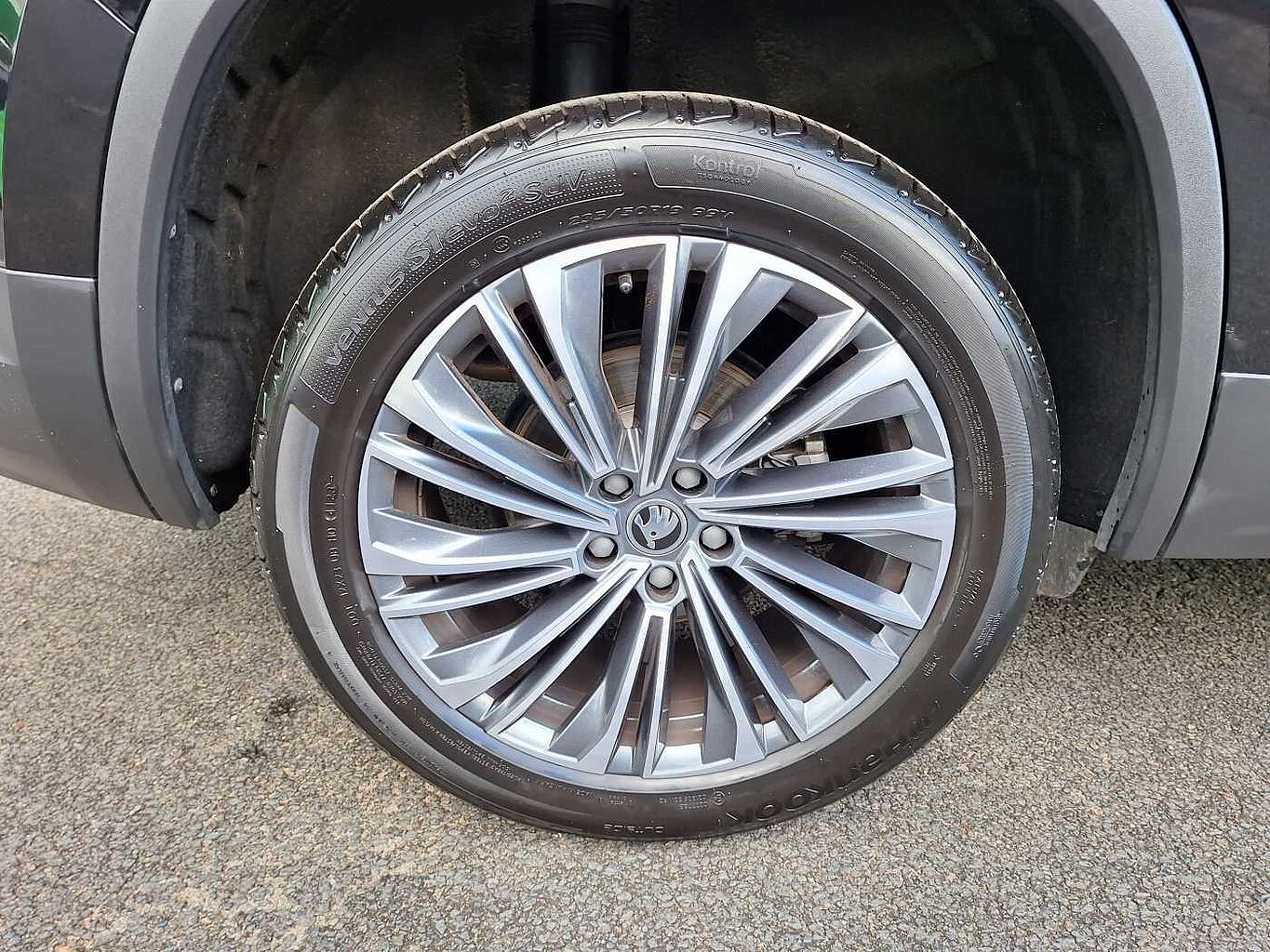 SKODA Kodiaq Estate 2.0 TSI 190 SE L Executive 4x4 5dr DSG [7 Seat]