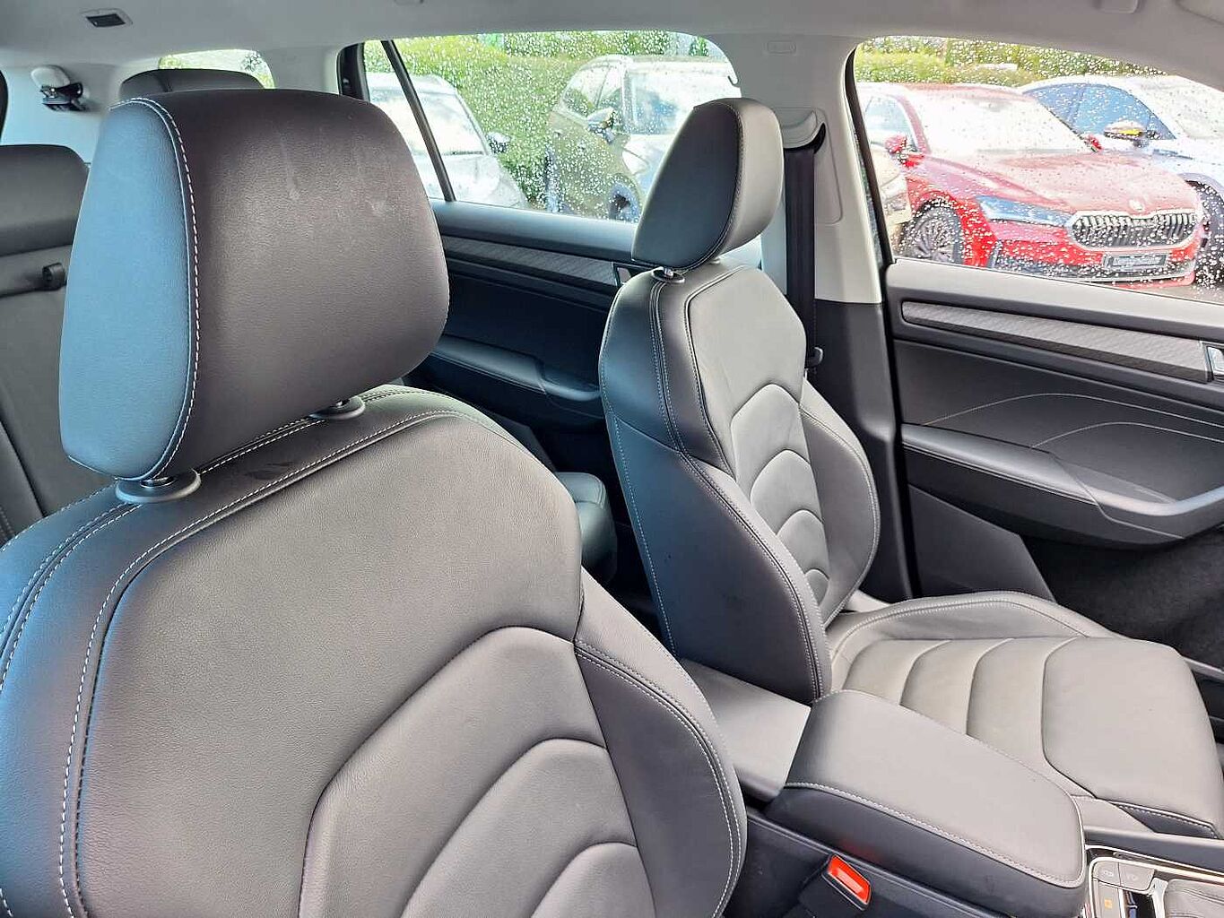 SKODA Kodiaq Estate 2.0 TSI 190 SE L Executive 4x4 5dr DSG [7 Seat]