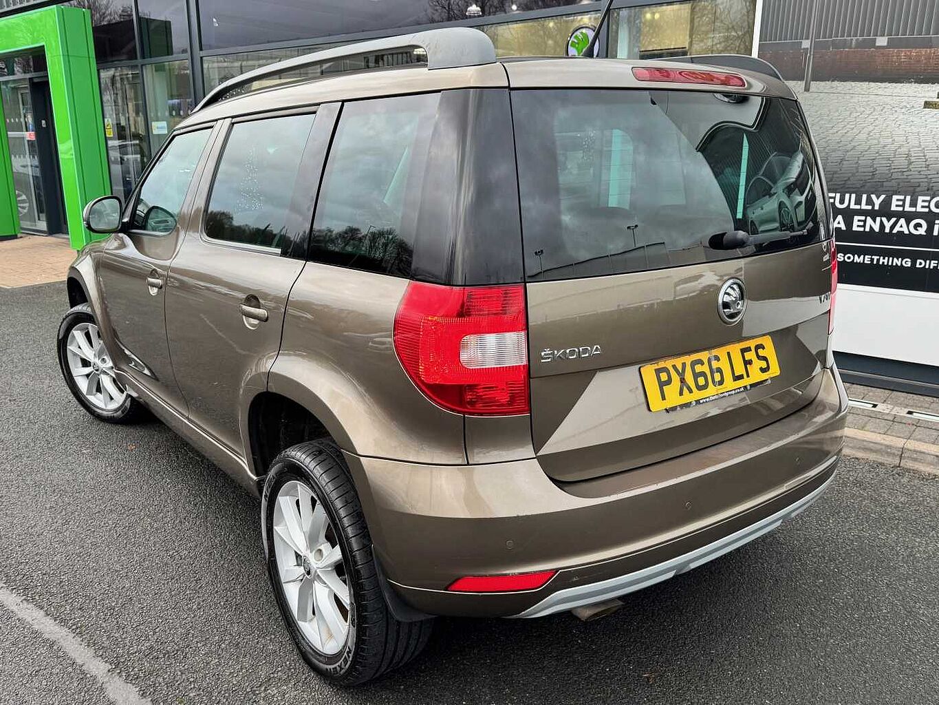 SKODA Yeti Estate 1.2 TSI 110 SE 5dr