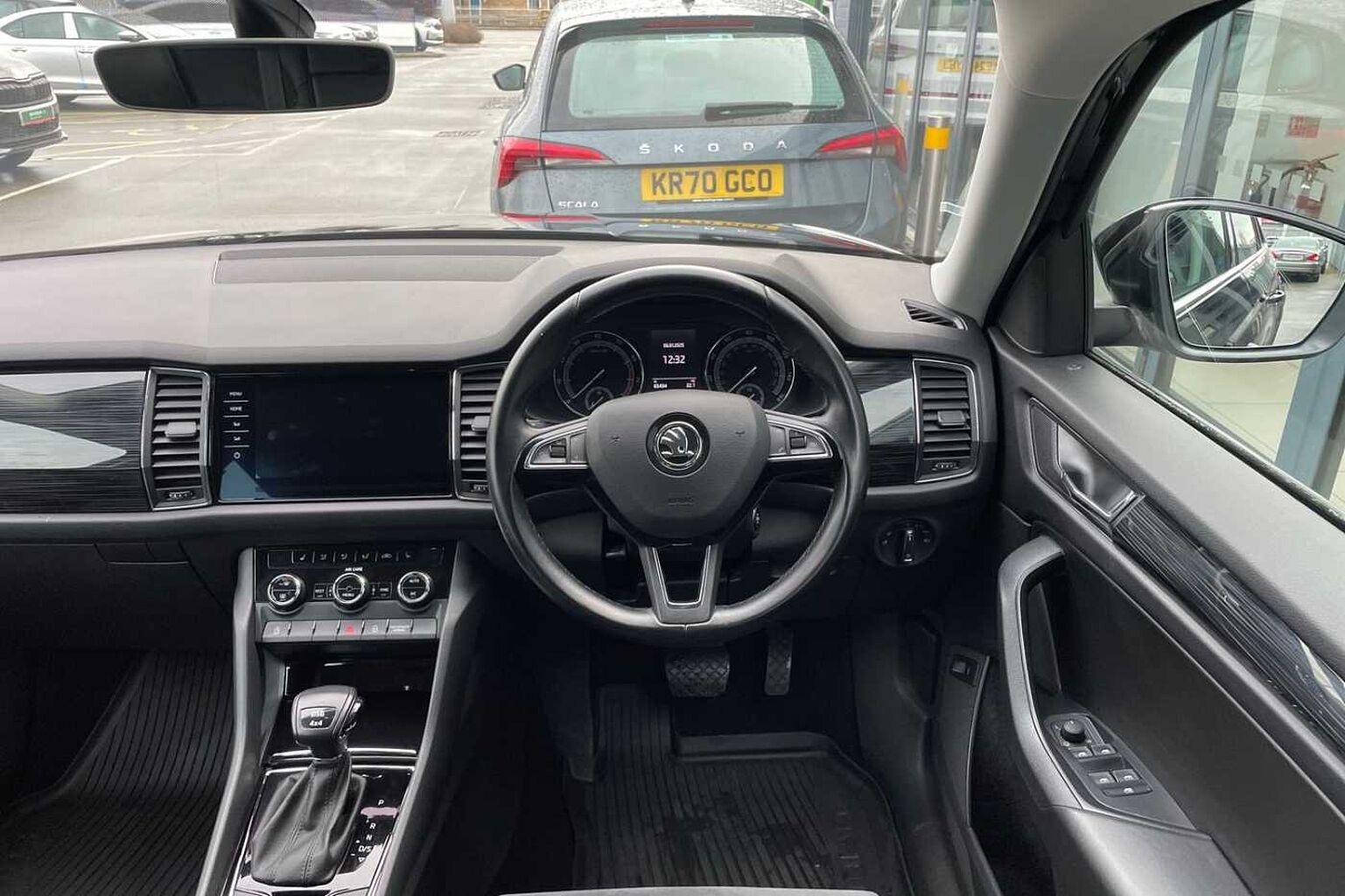 SKODA Kodiaq SE L (7 seats) 2.0 TSI 180 PS 4x4 DSG