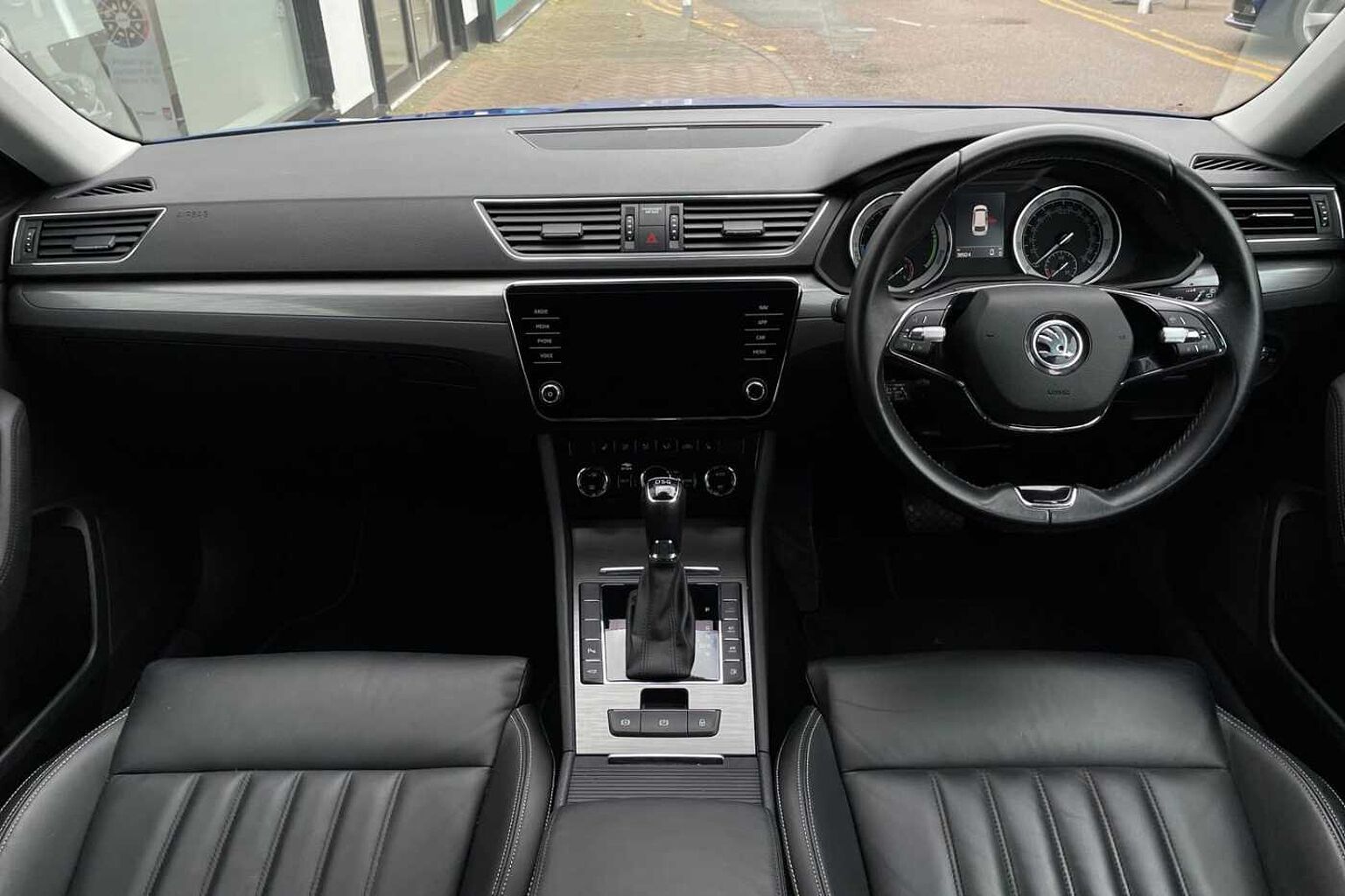 SKODA Superb Estate SE L 1.4 TSI iV 218PS DSG