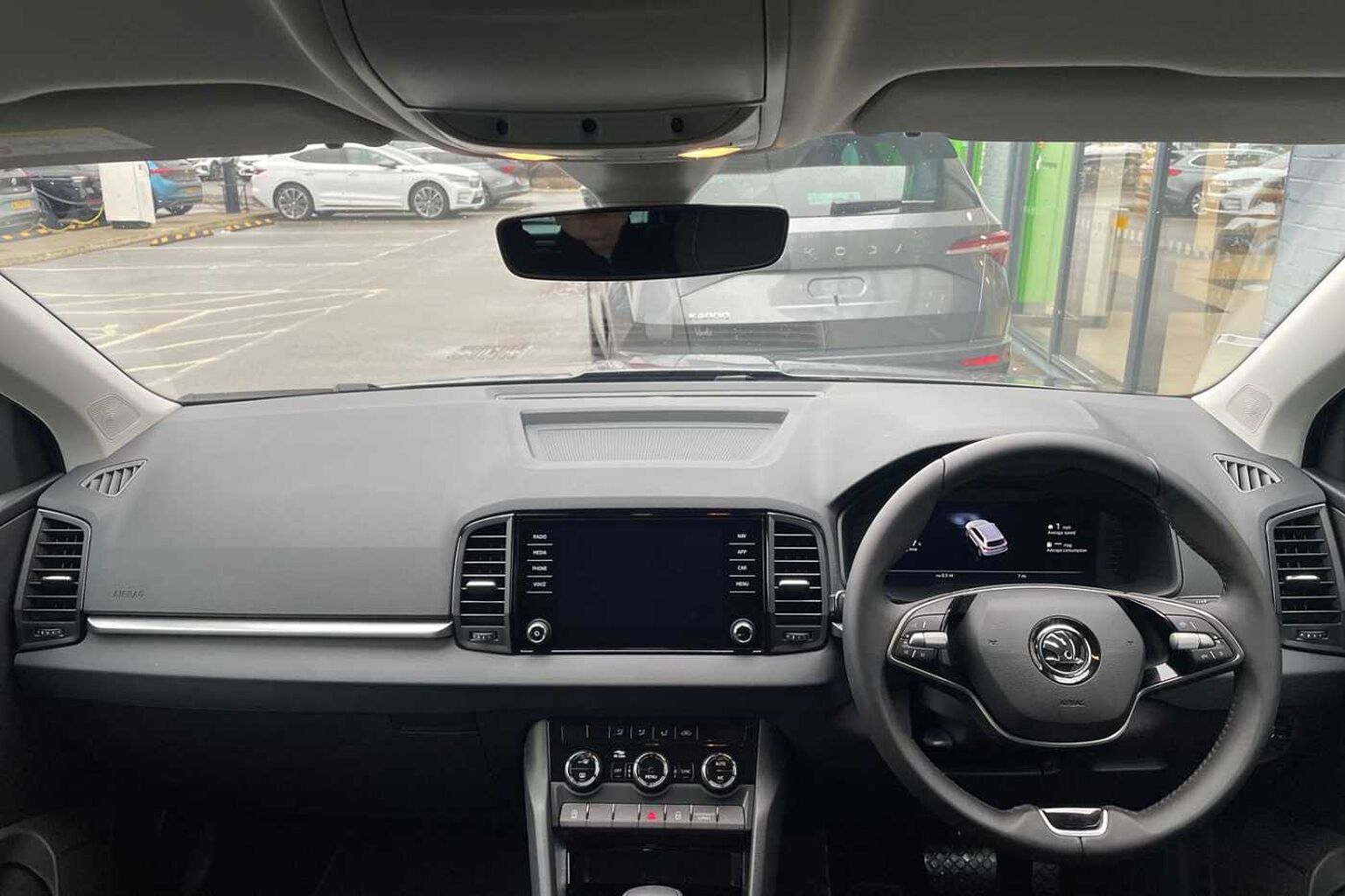SKODA Karoq SE Drive 1.5 TSI 150 PS DSG