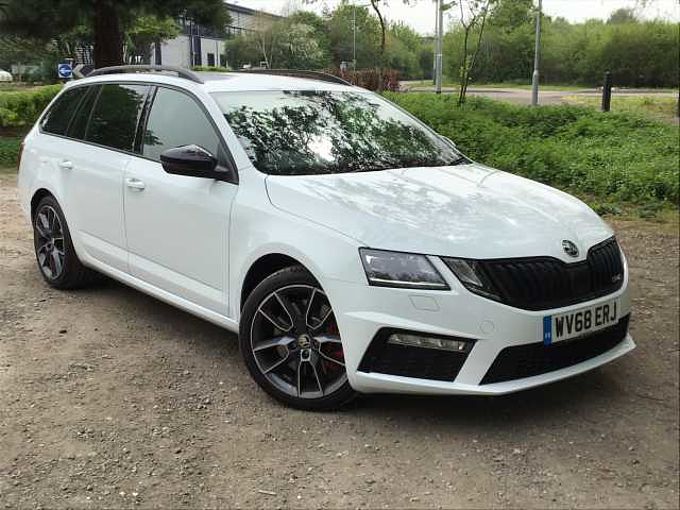 Find A Used Grey ŠKODA Octavia VRS Estate (2017) 2.0 TSI VRS 245 DSG In ...